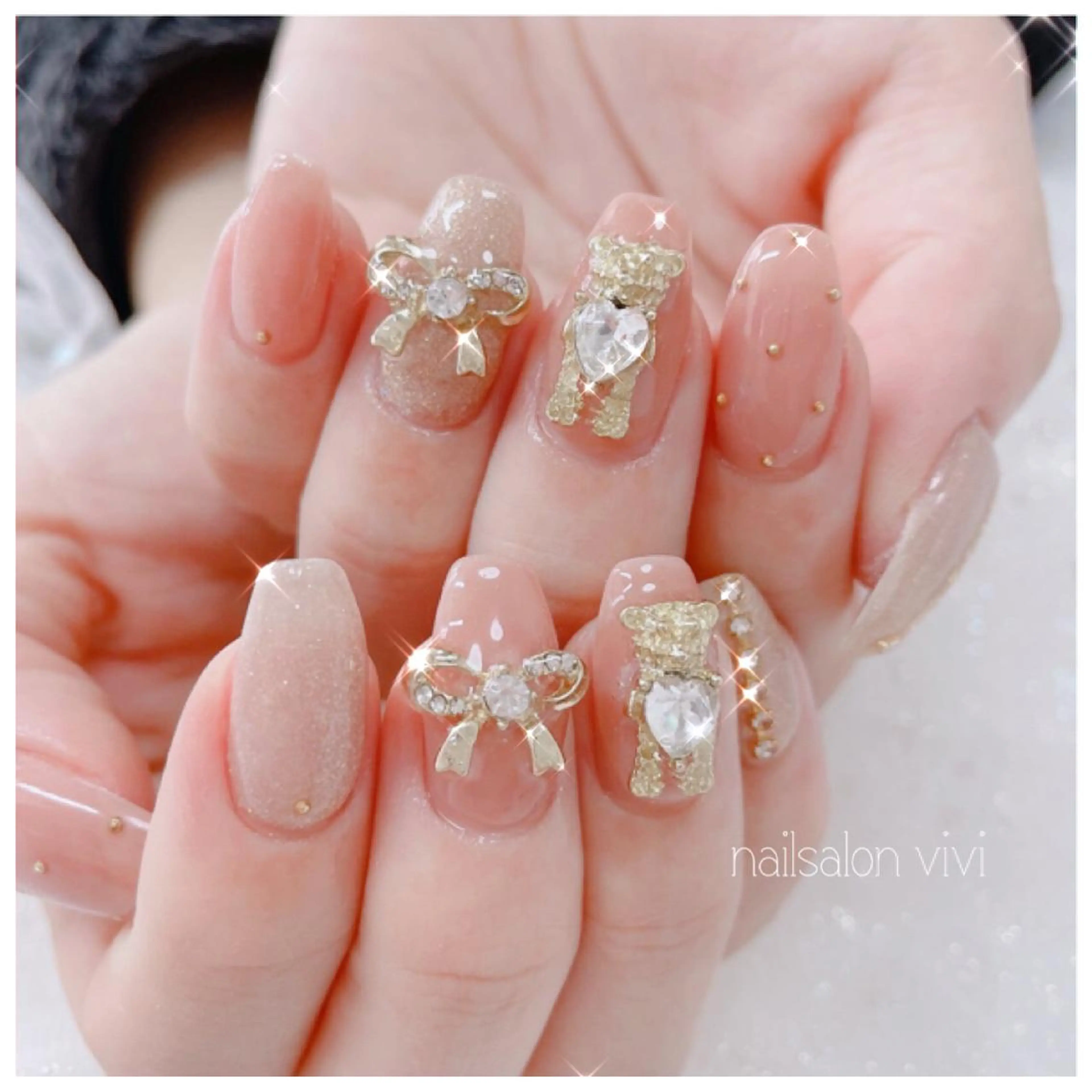 ネイル ＶＩＶＩ nailsalonのネイルデザイン