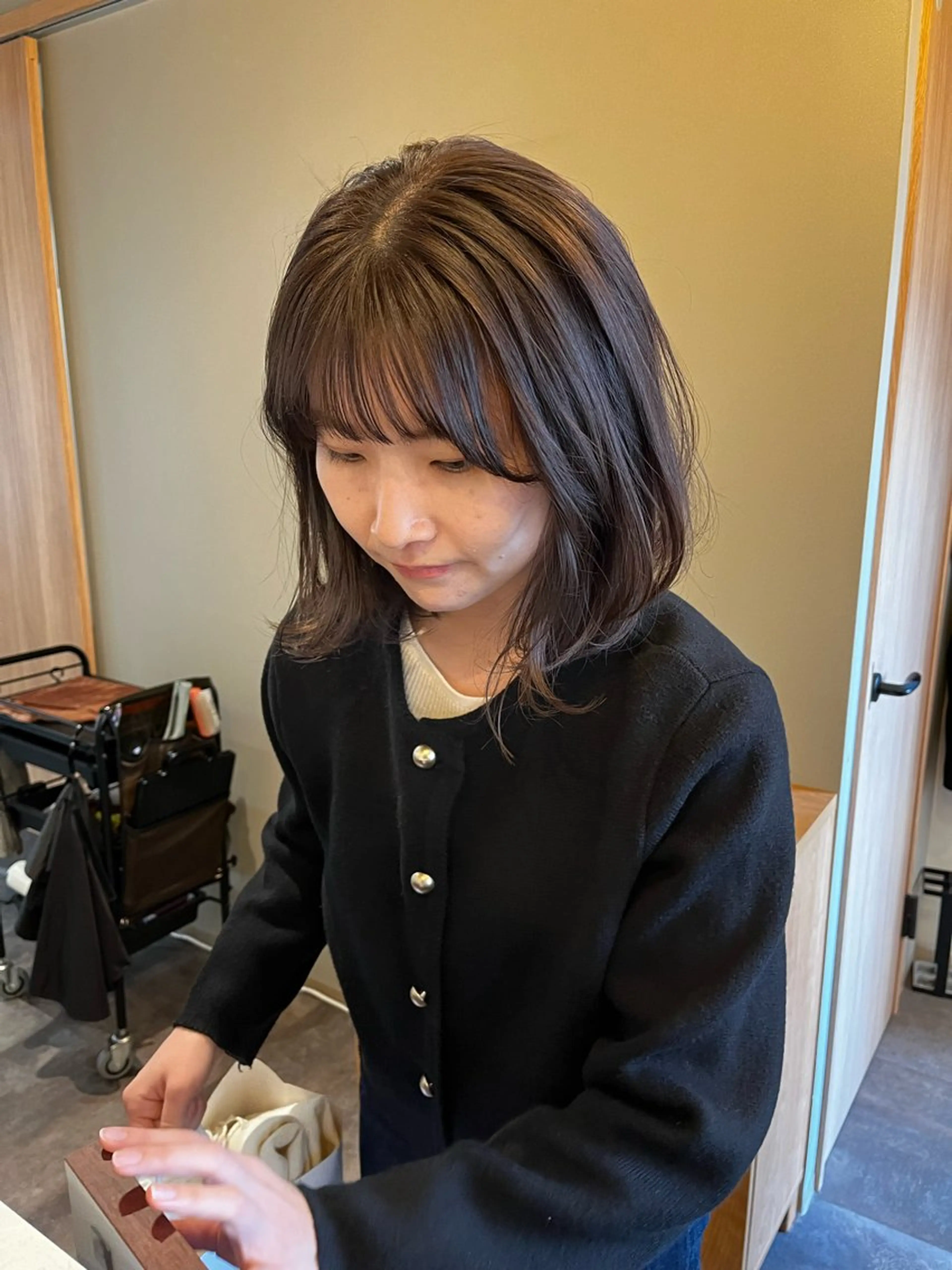 ミディアム 伊藤 由季のヘアスタイル