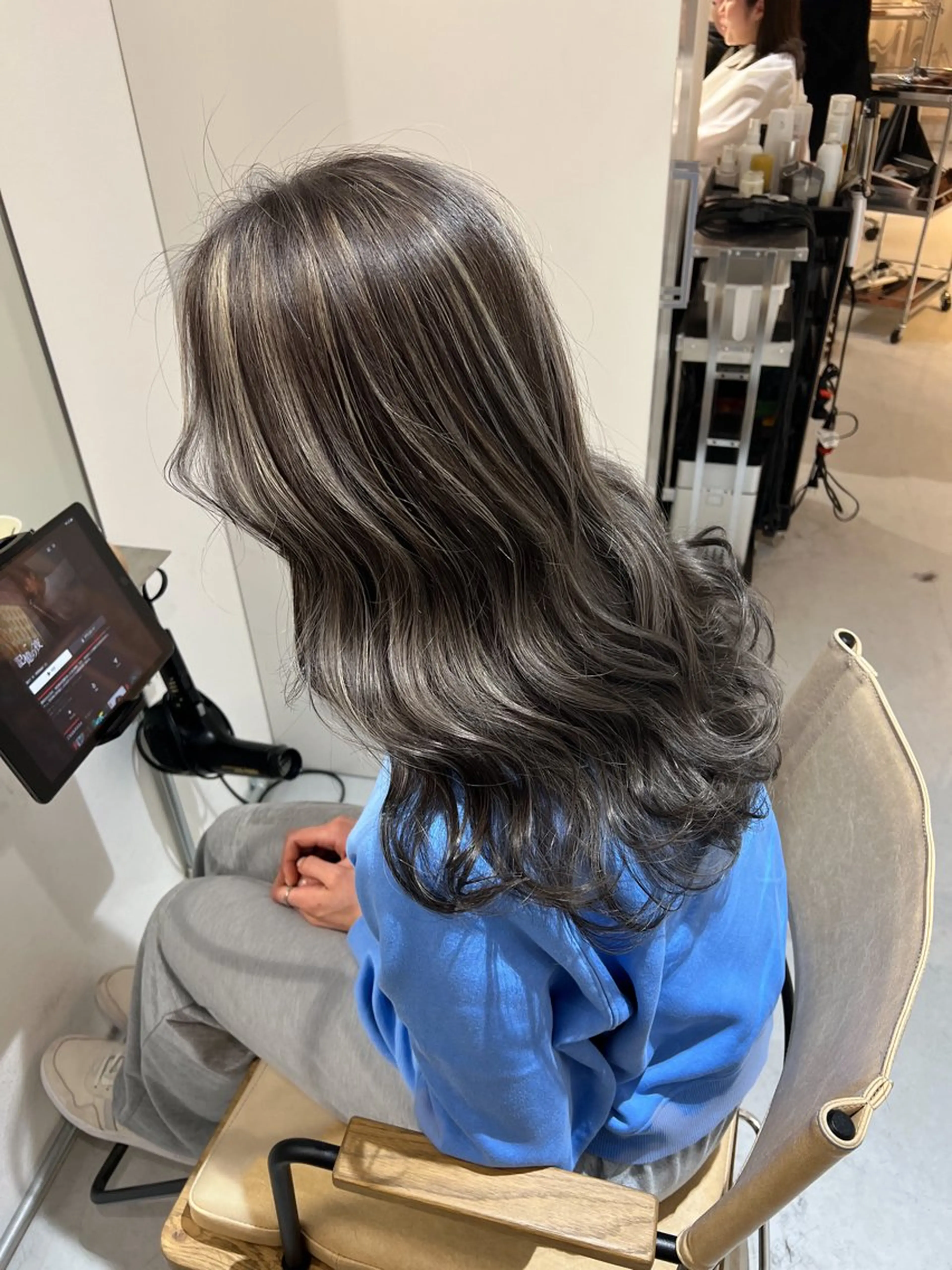 ロング カラー ヘアアレンジ ✨韓国/外国人風✨ 江原巧のヘアスタイル