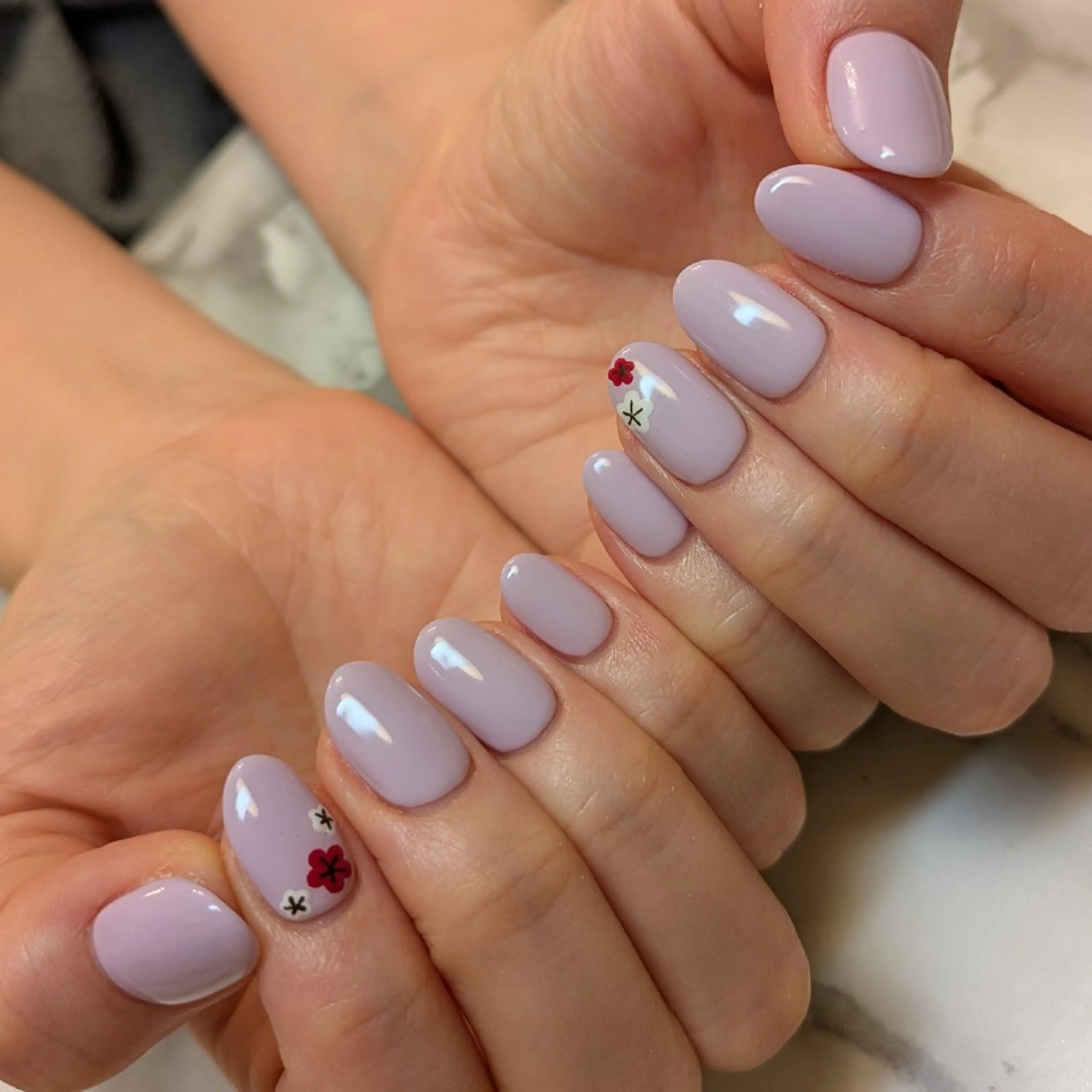 ネイル ジェヌインネイル 河内のネイルデザイン