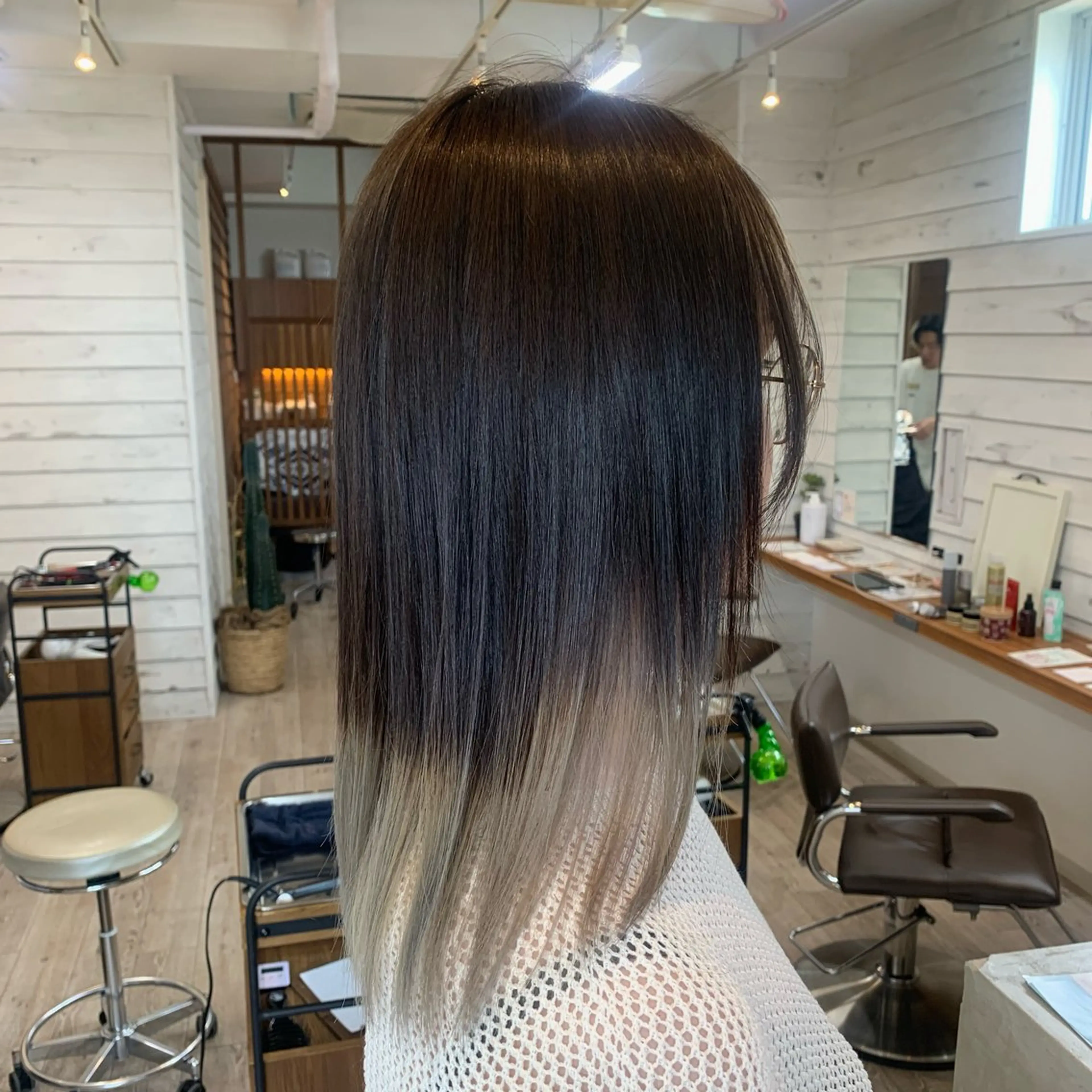 セミロング ヘアカラー 渡邉 真夕のヘアスタイル