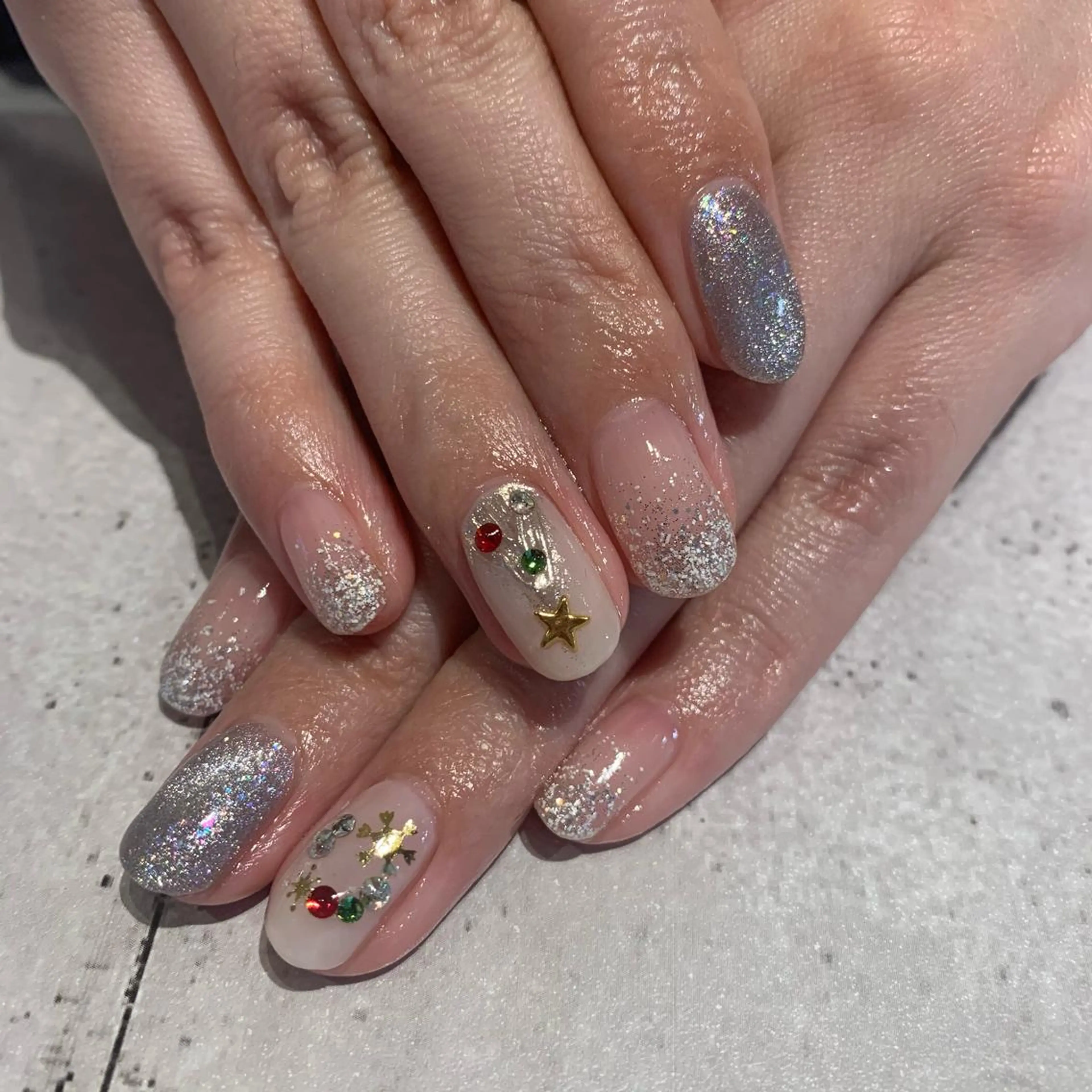 ネイル 冬ネイル クリスマス imymemine所属・渡邊 束紗のネイルデザイン