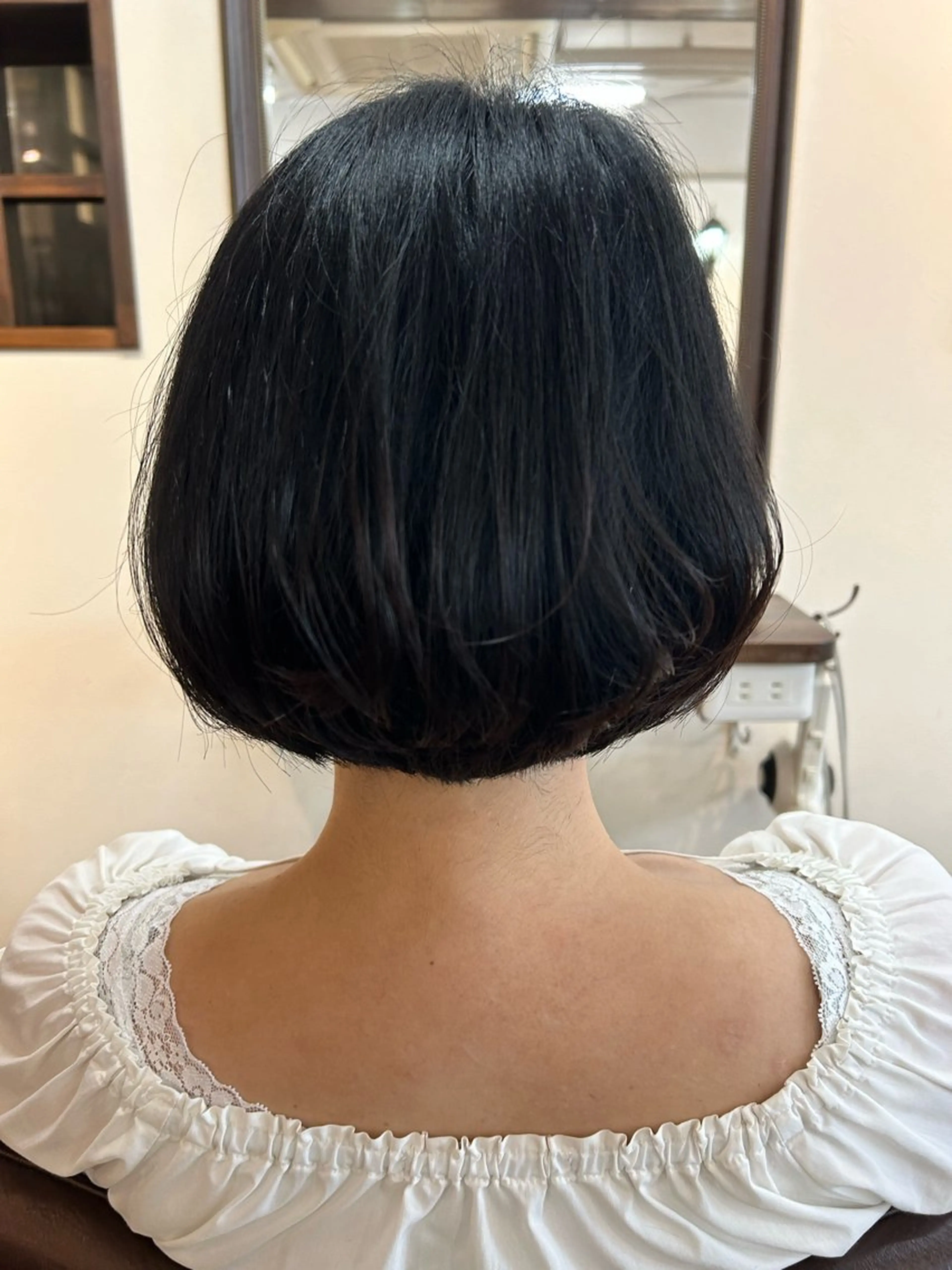 ショート カラー canonart上田 里恵のヘアスタイル