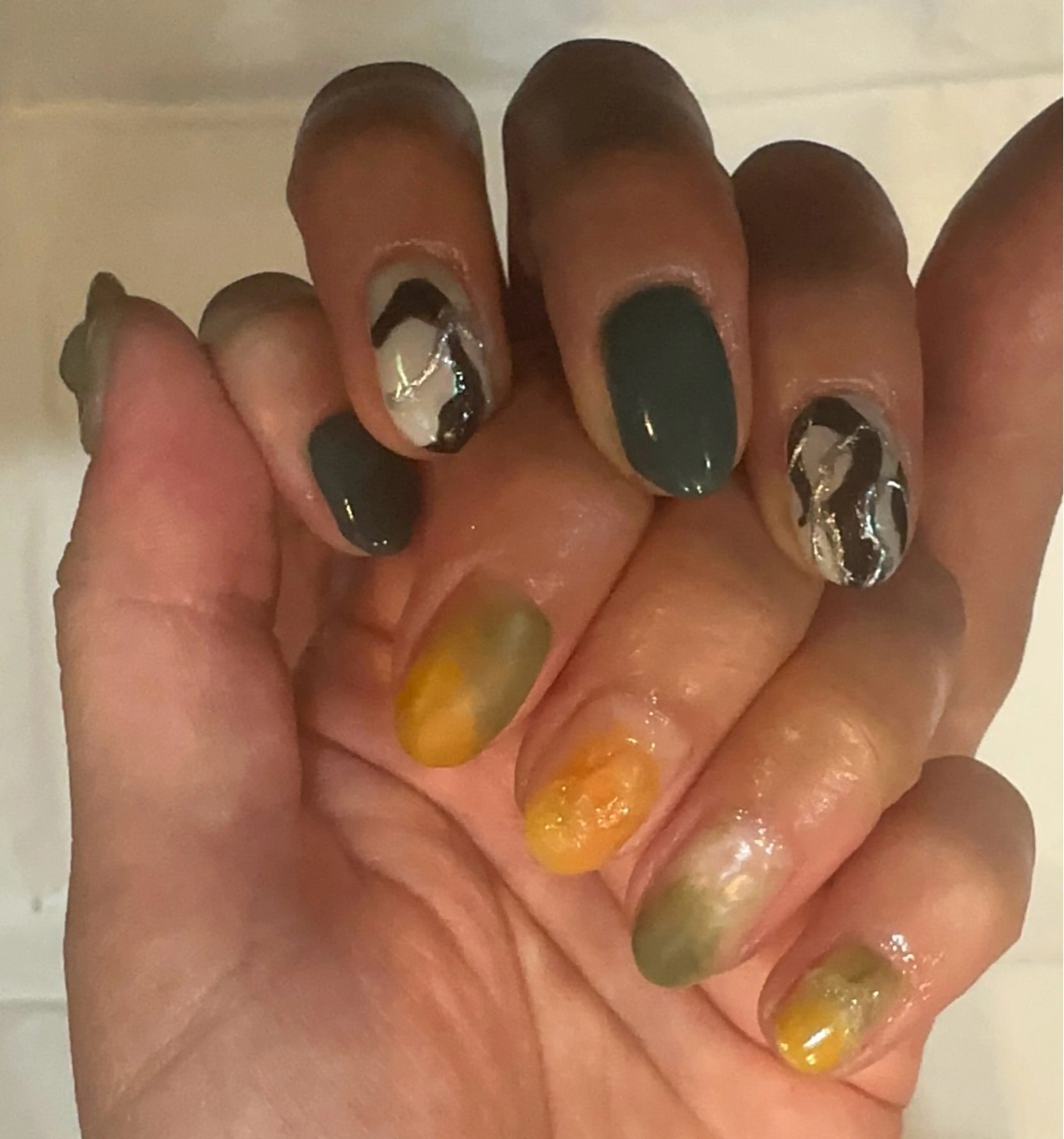 ネイル e.nail所属・🍎吉田 恵里🍎のネイルデザイン