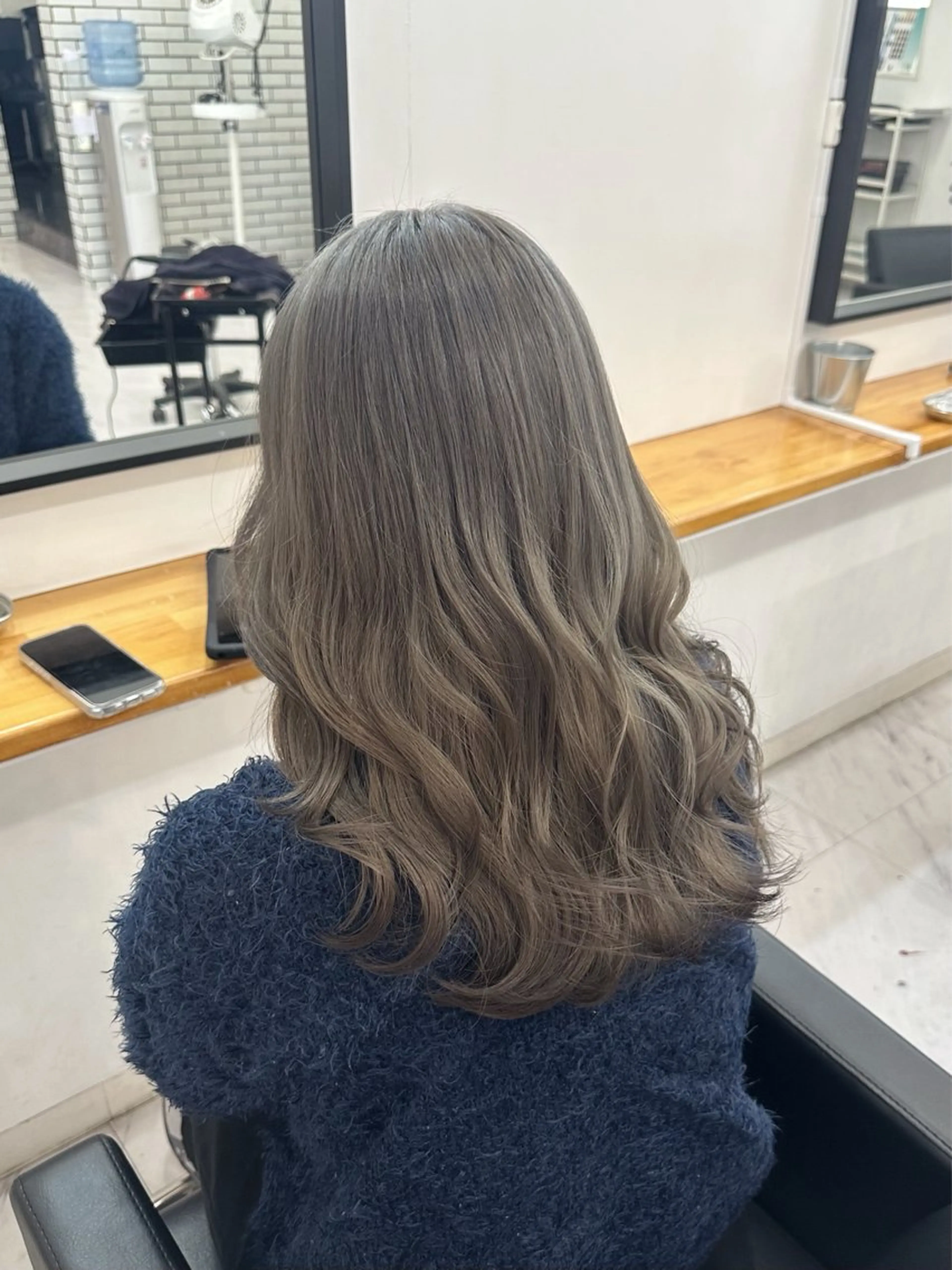 ロング カラー ブリーチ グレージュ ハイトーンカラー トリートメント ヘアカラー トリートメント GiseL宗像所属・GiseL宗像 HiROEのヘアスタイル