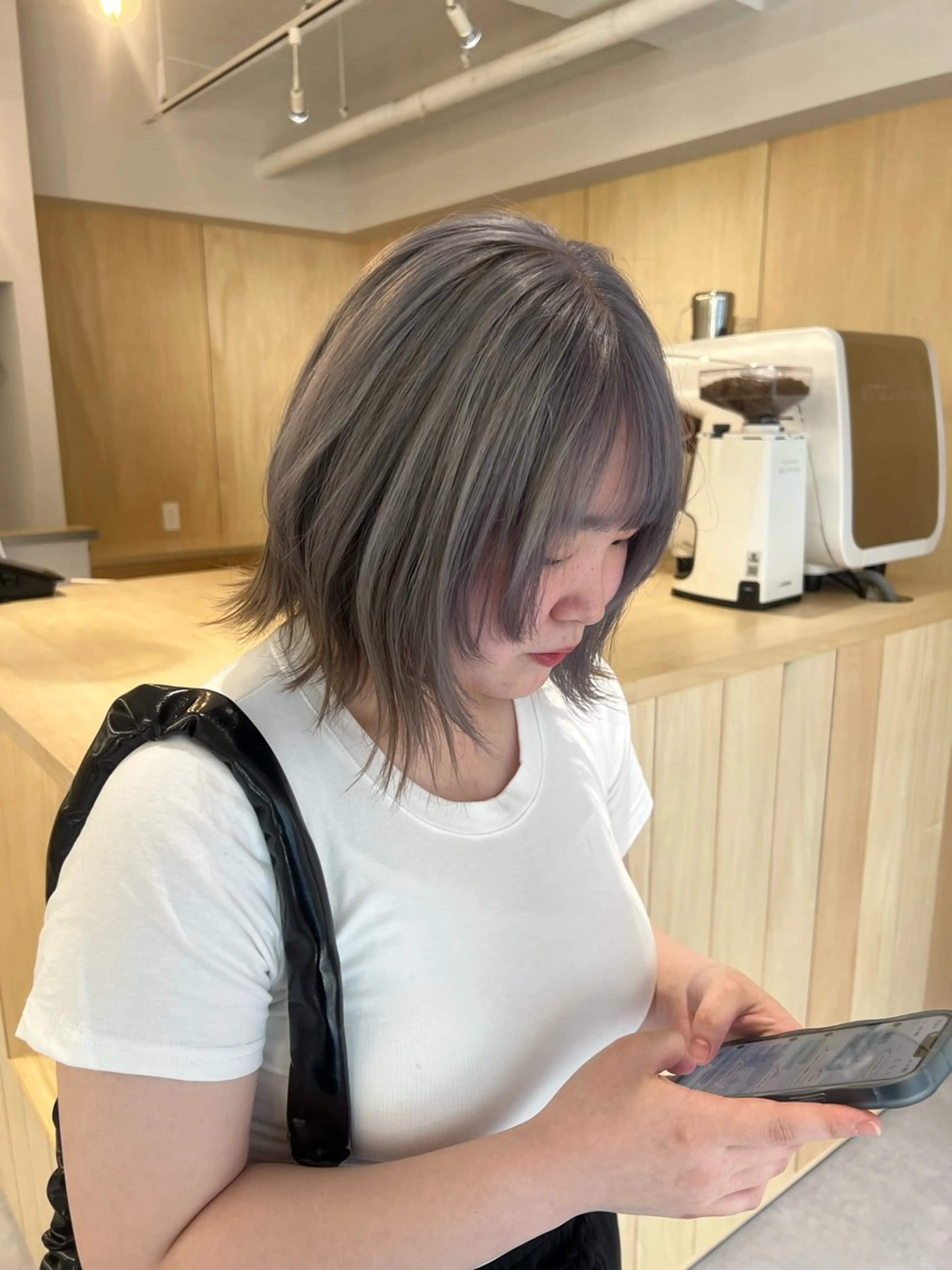 ショート カラー fleurir/ ハイトーン山本希来莉のヘアスタイル