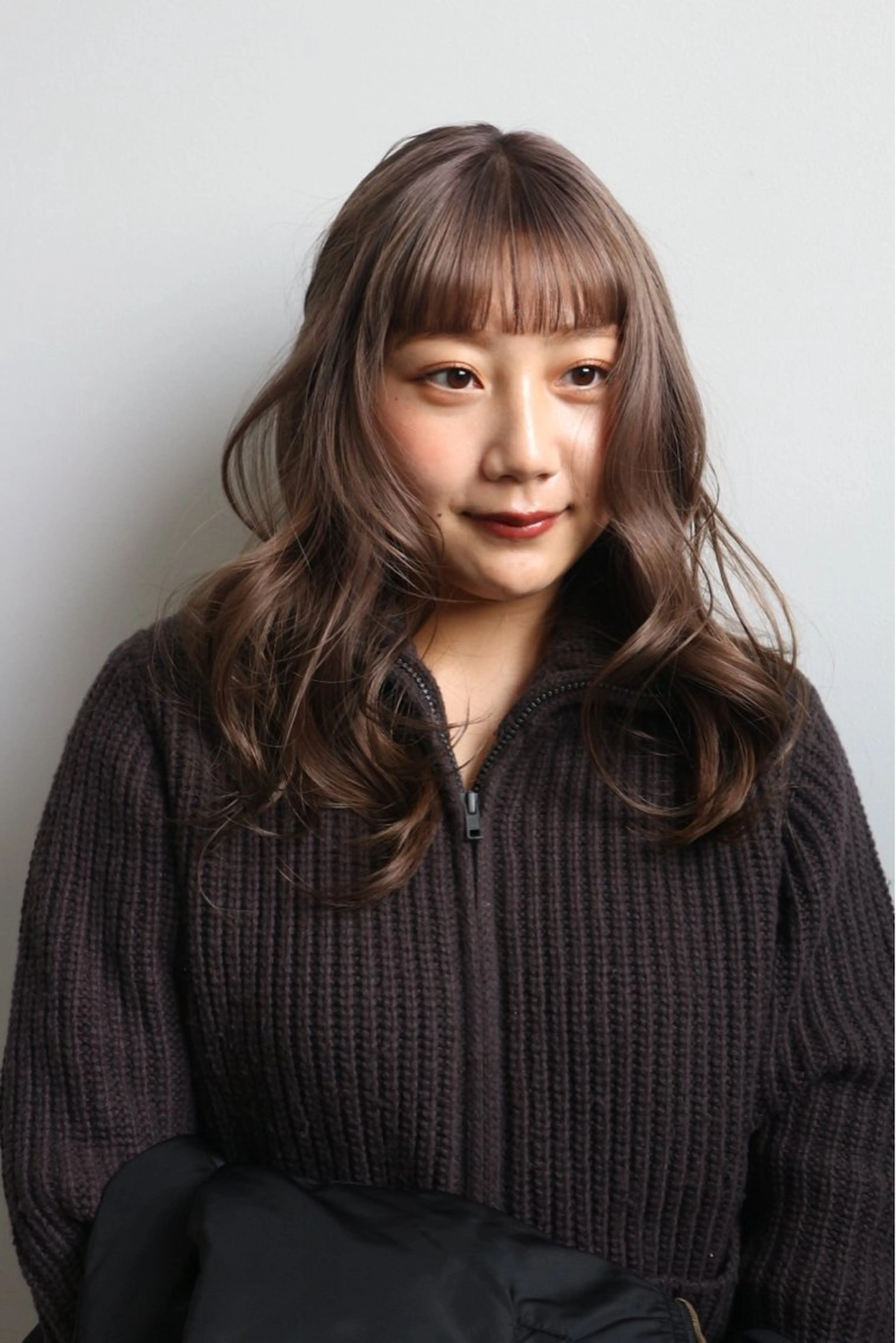 セミロング カラー DOULAQ所属・AKO .のヘアスタイル