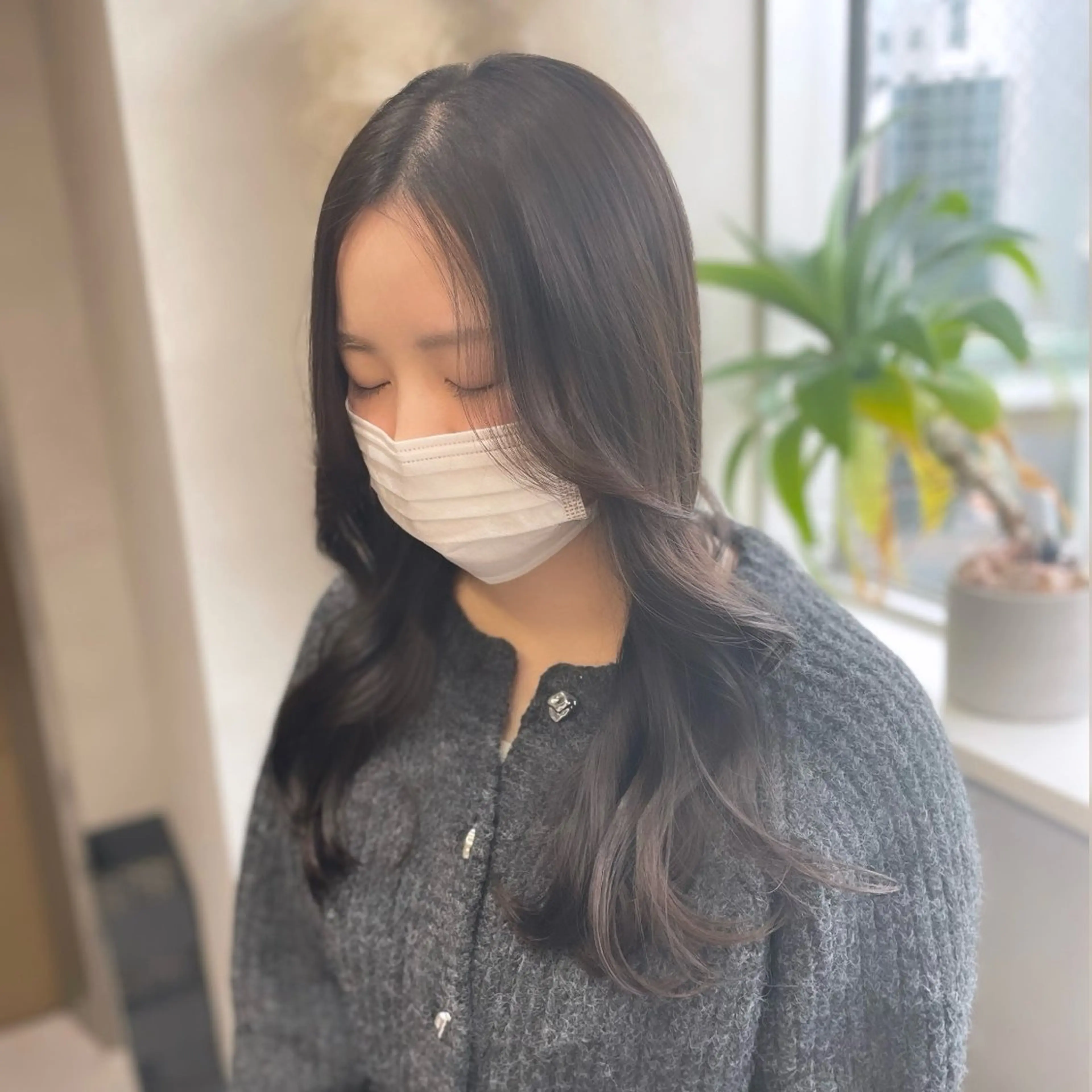 ロング カラー ブリーチ 透明感カラー グレージュ ブリーチなしカラー レイヤーカット カット ヘアカラー Rui/透明感カラー 暖色/レイヤーカットのヘアスタイル