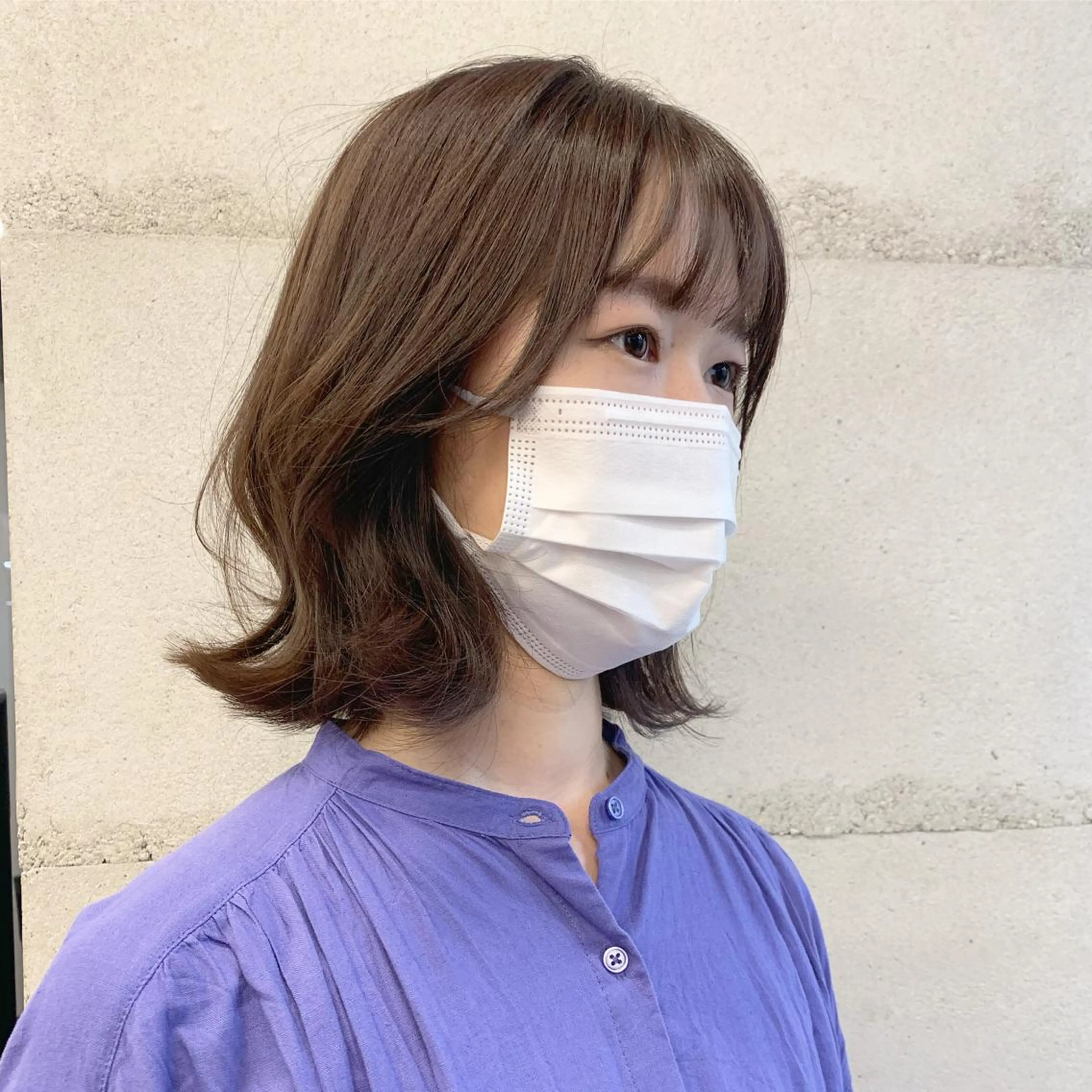 ミディアム カラー イヤリングカラー グレージュ インナーカラー くびれヘア 髪質改善 カット ヘアカラー トリートメント ヘッドスパ 透明感/オリーブ/ グレージュ/YUKAのヘアスタイル