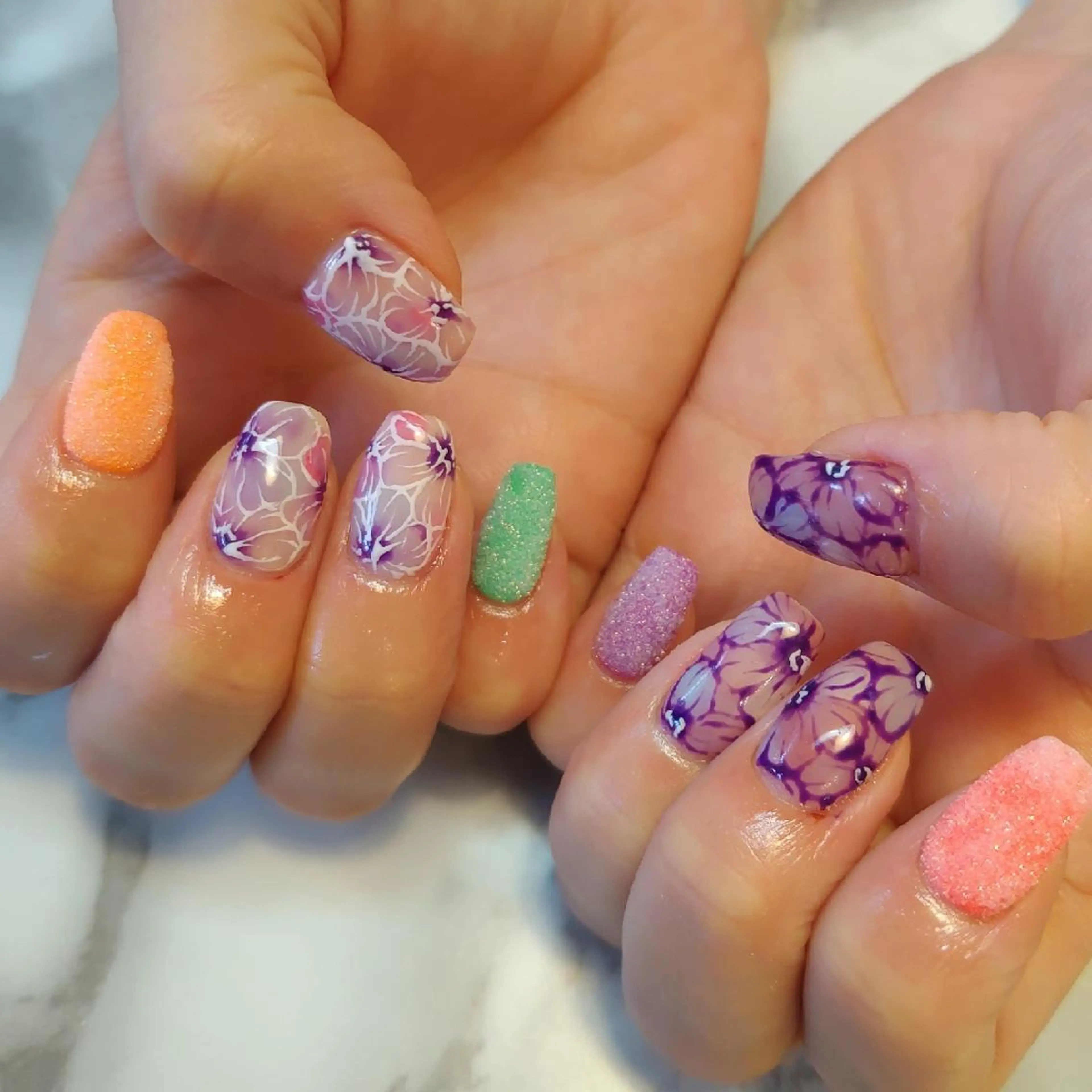 ネイル フラワーネイル ジェヌインネイル 河内のネイルデザイン