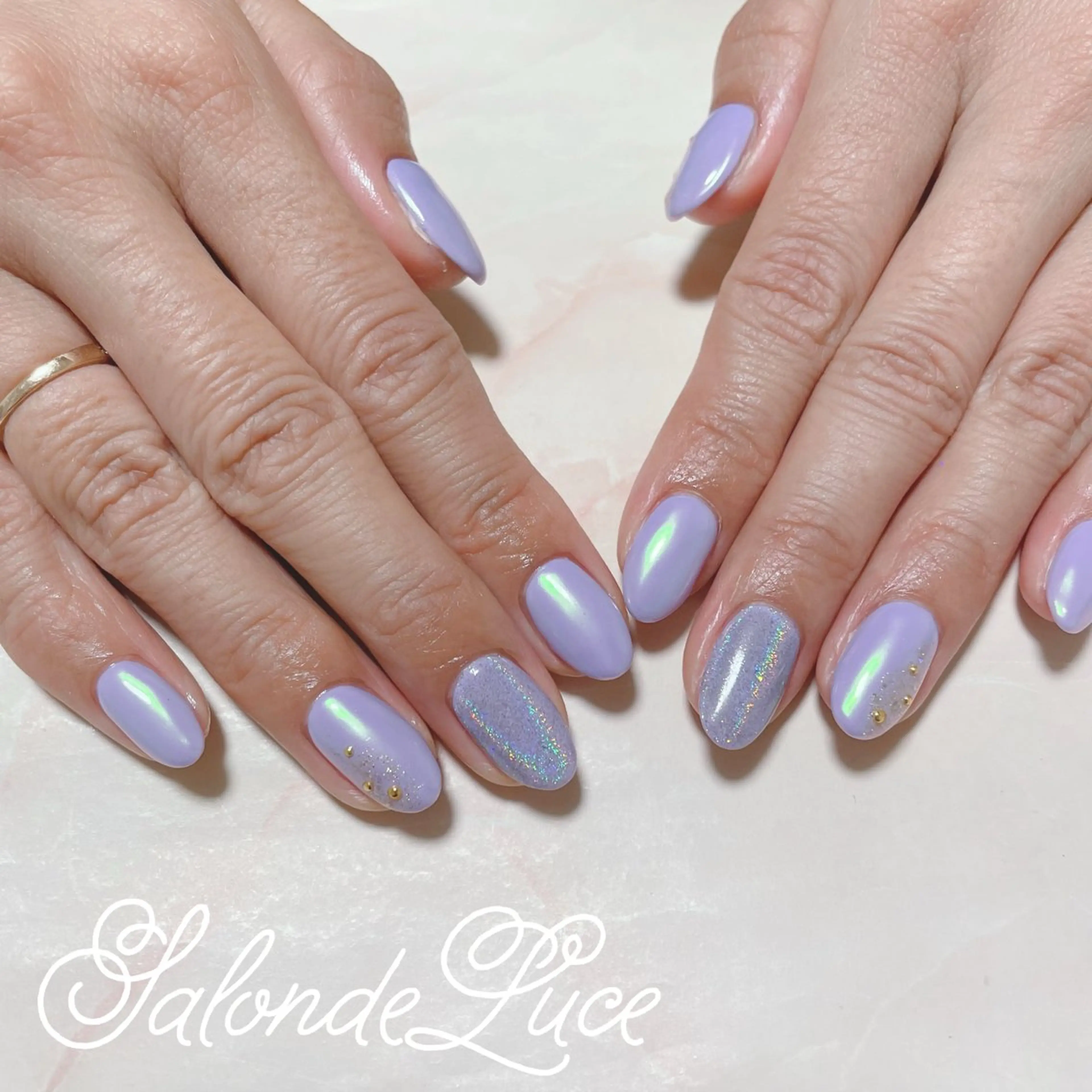 ネイル オーロラネイル ワンカラーネイル Salon de Luceのネイルデザイン