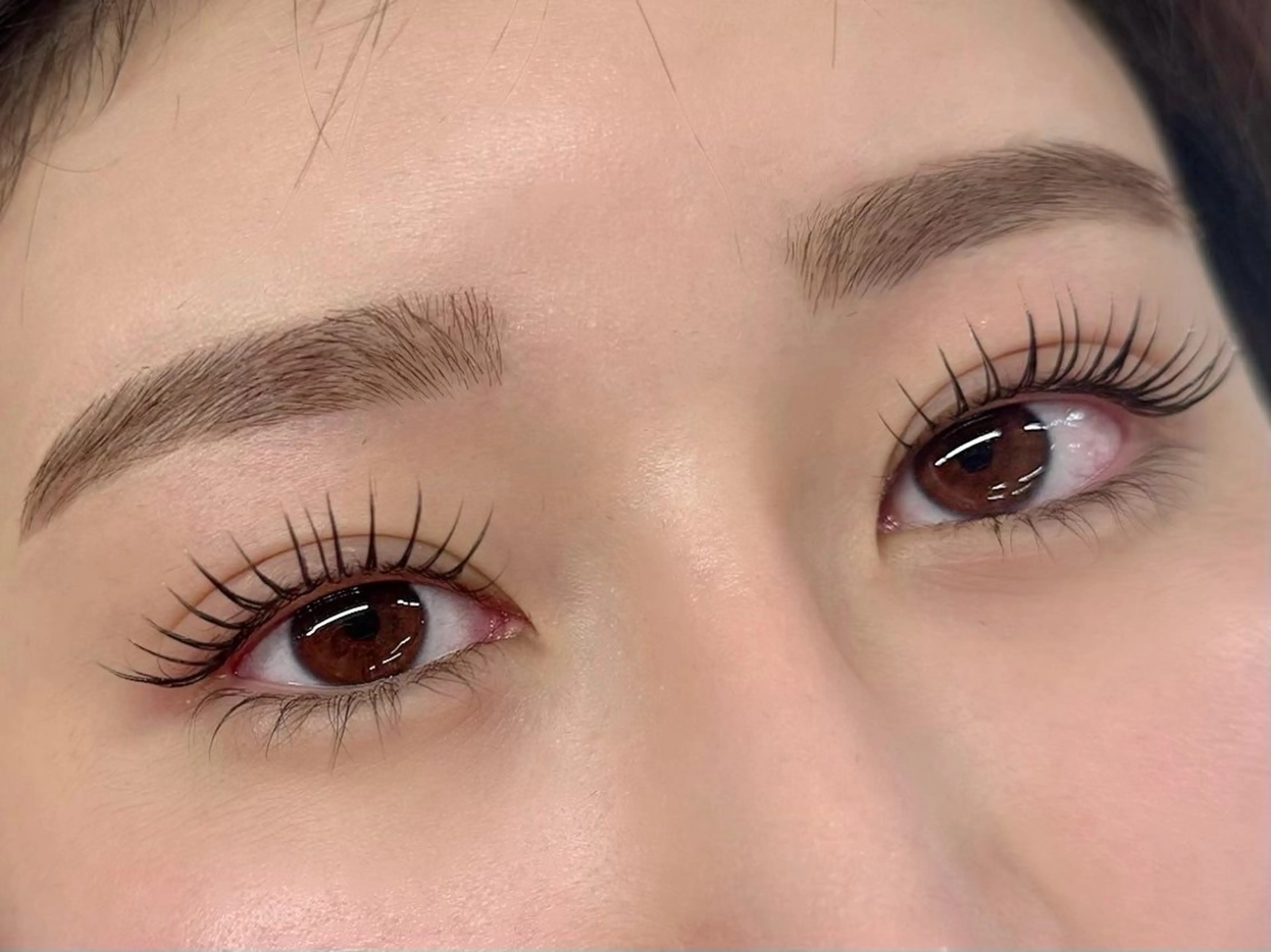 マツエク・マツパ ナチュラル まつげパーマ 有田 香帆の眉毛・アイブロウイメージ