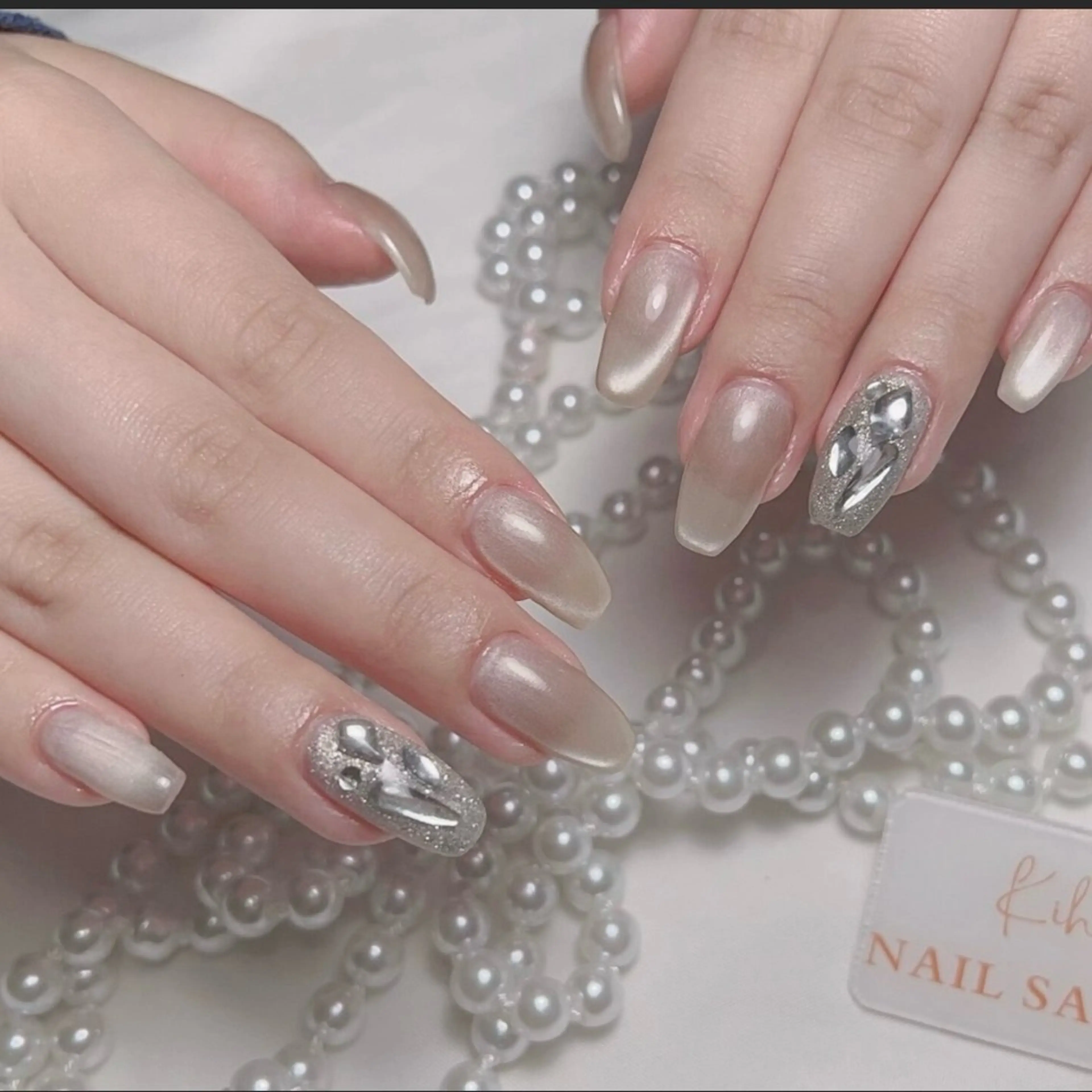 ネイル アートネイル フレンチネイル ジェルネイル グラデーション 韓国ネイル ハンドネイル 💕鈴木ユリ パラジェル/オフ無料のネイルデザイン