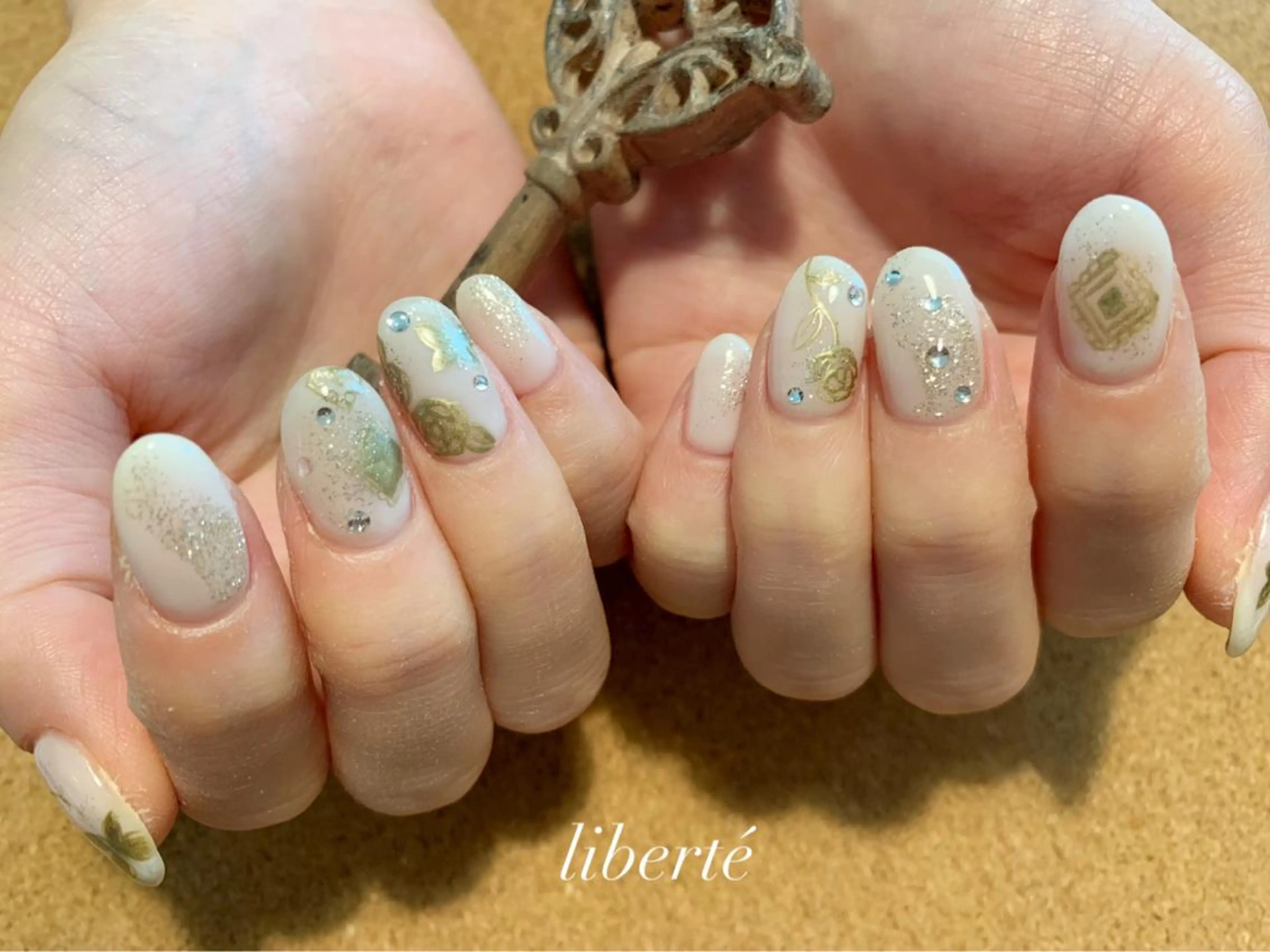 ネイル liberté (リベルテ)のネイルデザイン