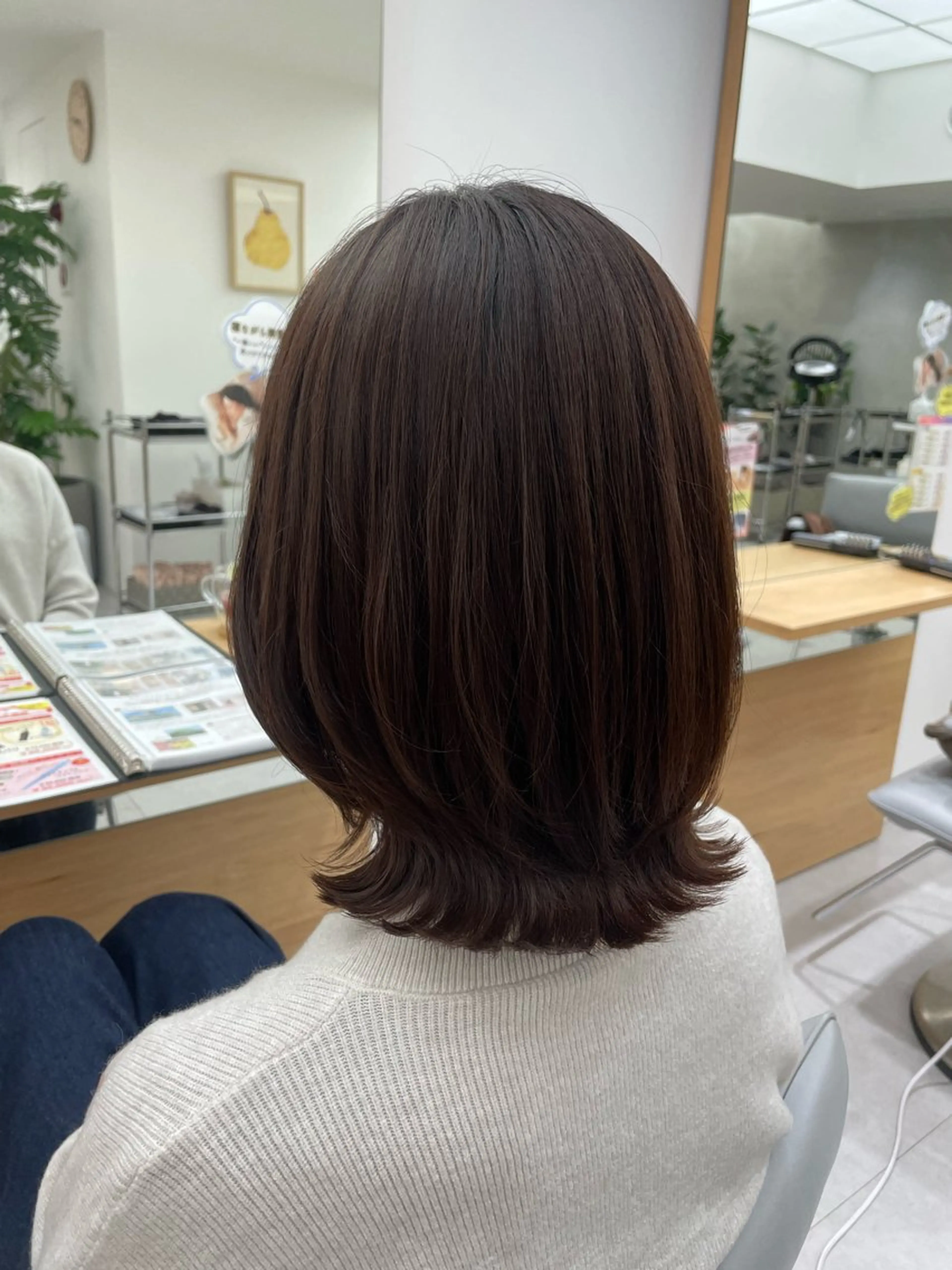 ミディアム カラー Beautism Elm所属・鐙 理子のヘアスタイル