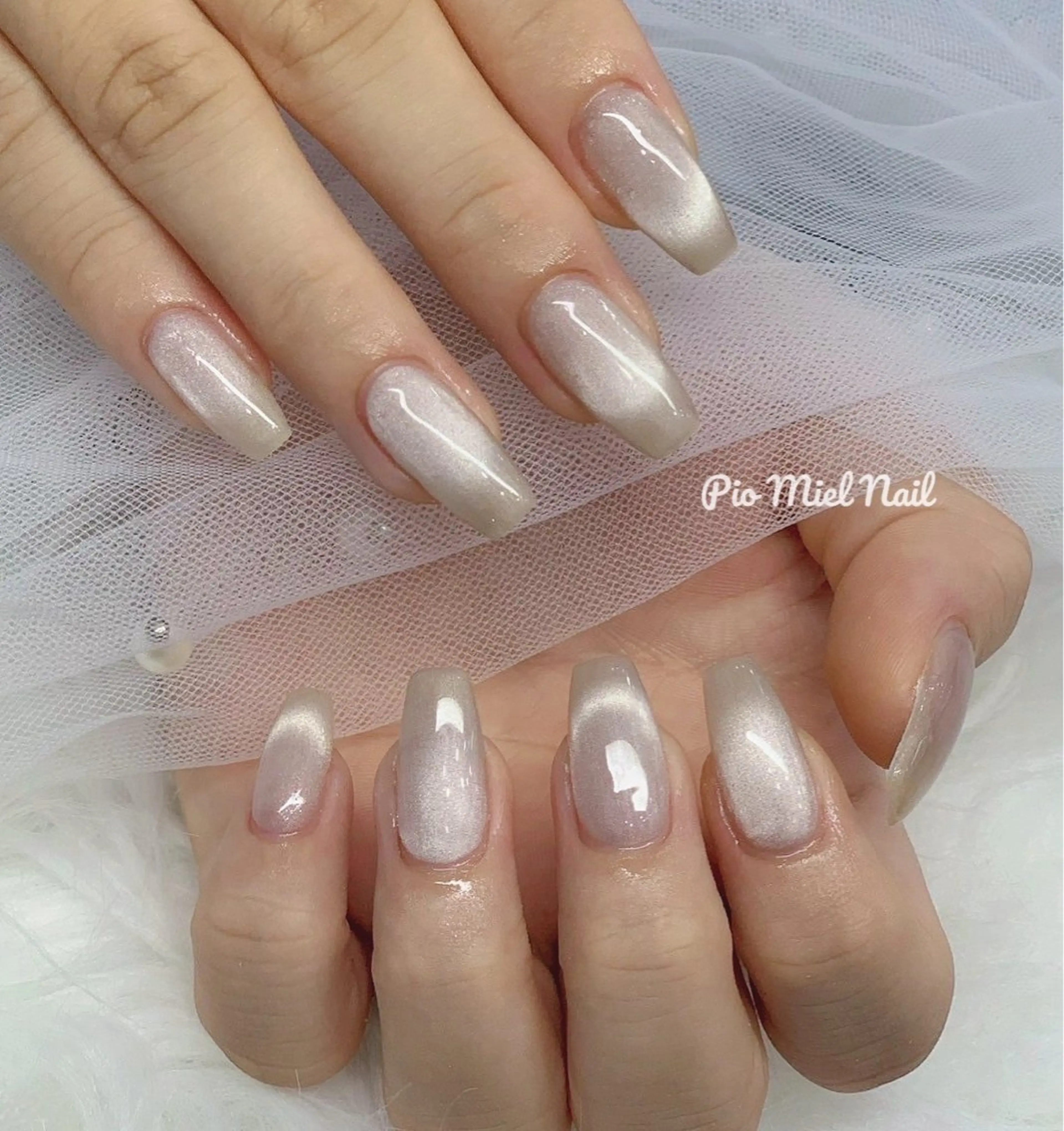 ネイル オーロラネイル ジェルネイル グラデーション オフィスネイル パラジェル ハンドネイル momo 長さだしのネイルデザイン