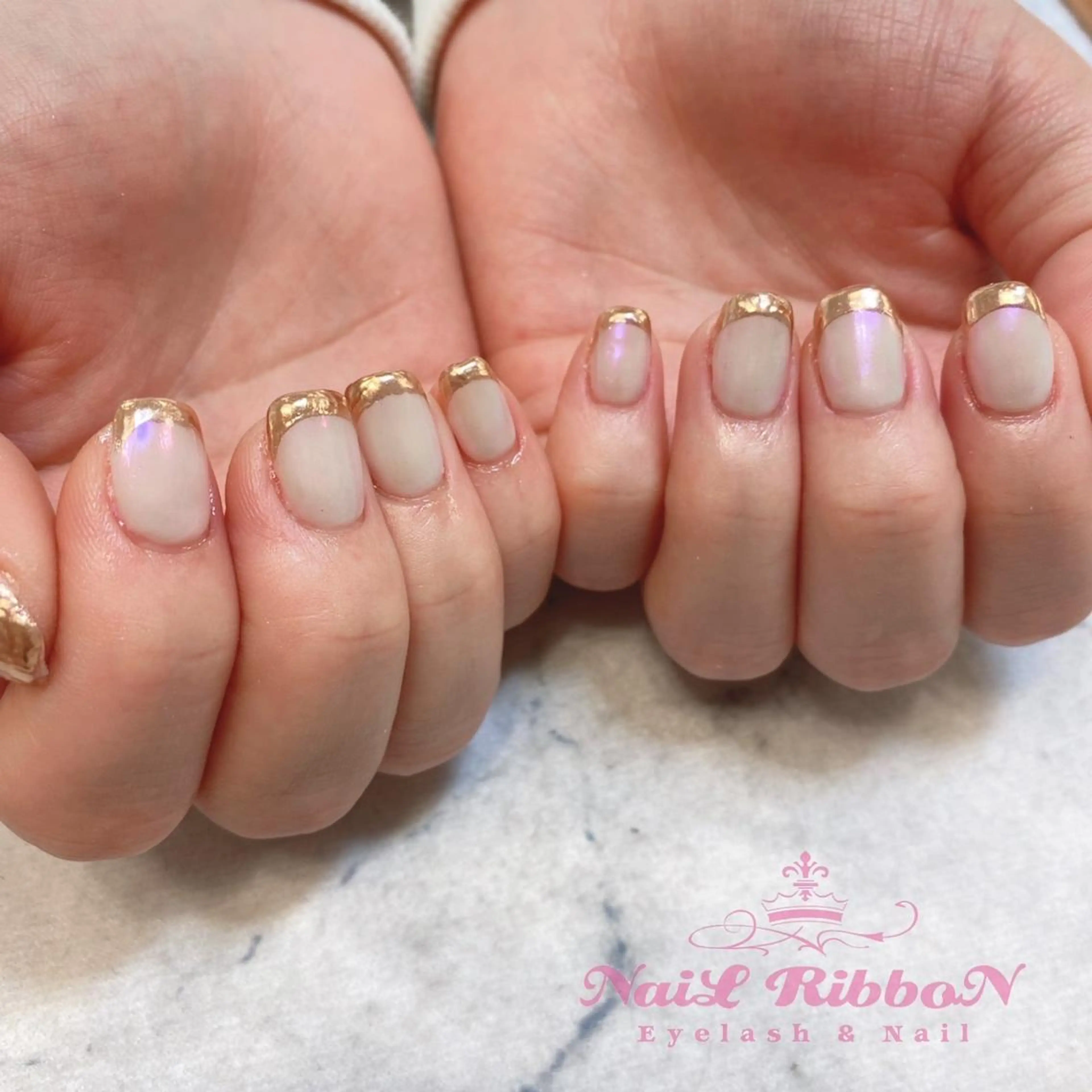 ネイル ネイルリボン 受付スタッフのネイルデザイン