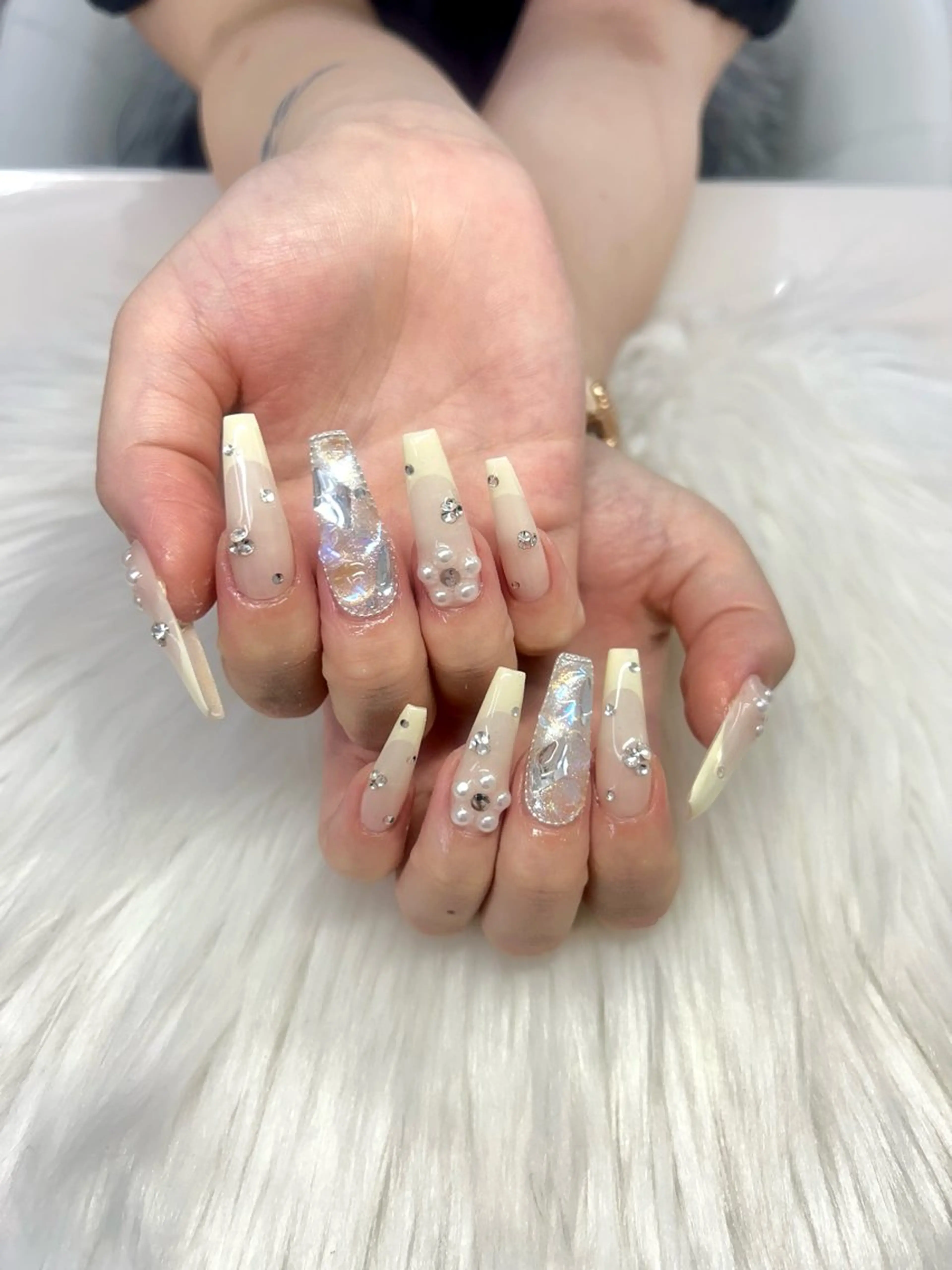 ネイル total salon Bell所属・Totalsalon Bell【嶌田彩華】のネイルデザイン