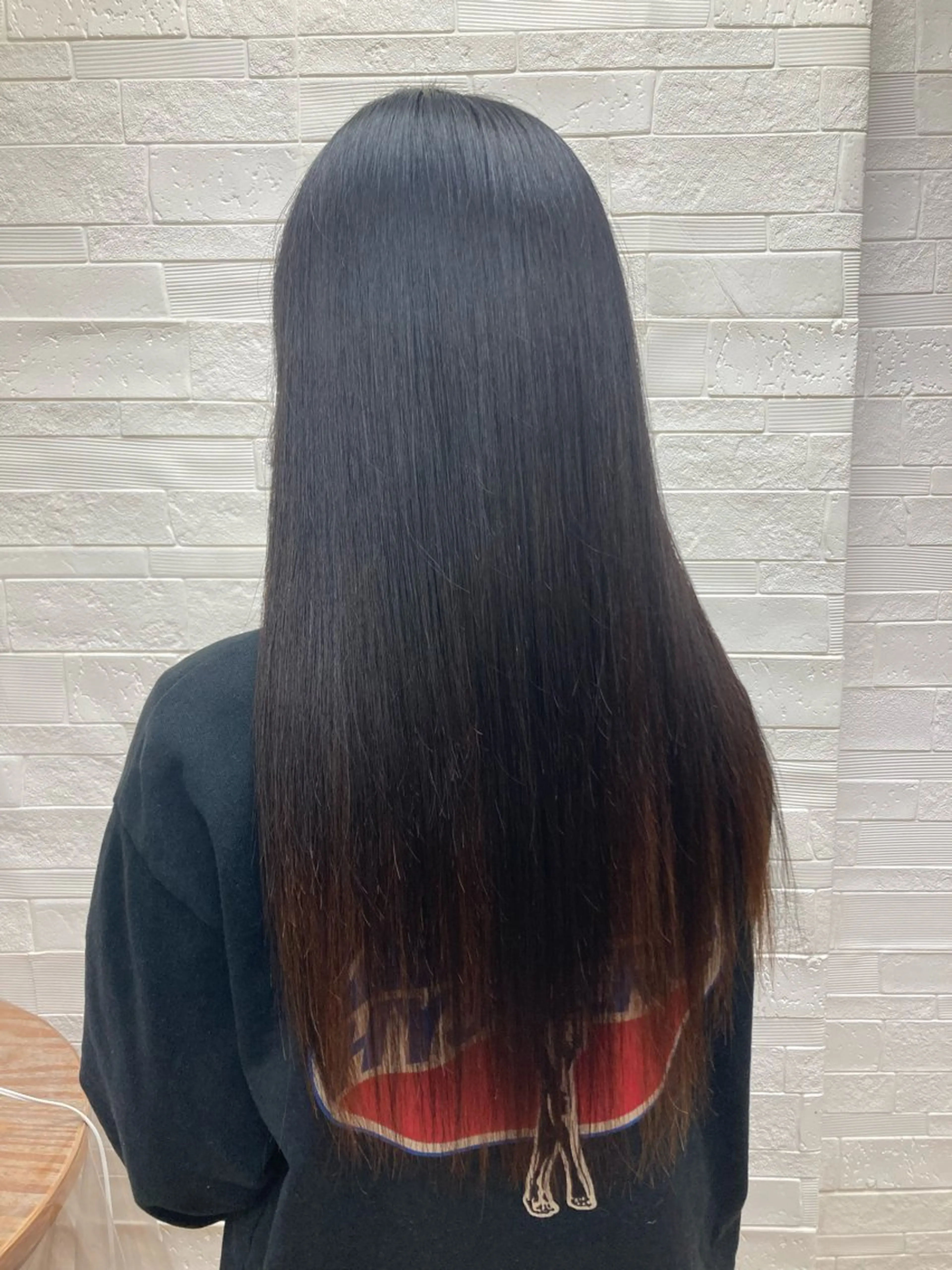 ロング カラー 黒髪 ロング 縮毛矯正 カット 縮毛矯正 トリートメント 🕊髪質改善縮毛矯正 /艶髪/関内🕊あべのヘアスタイル
