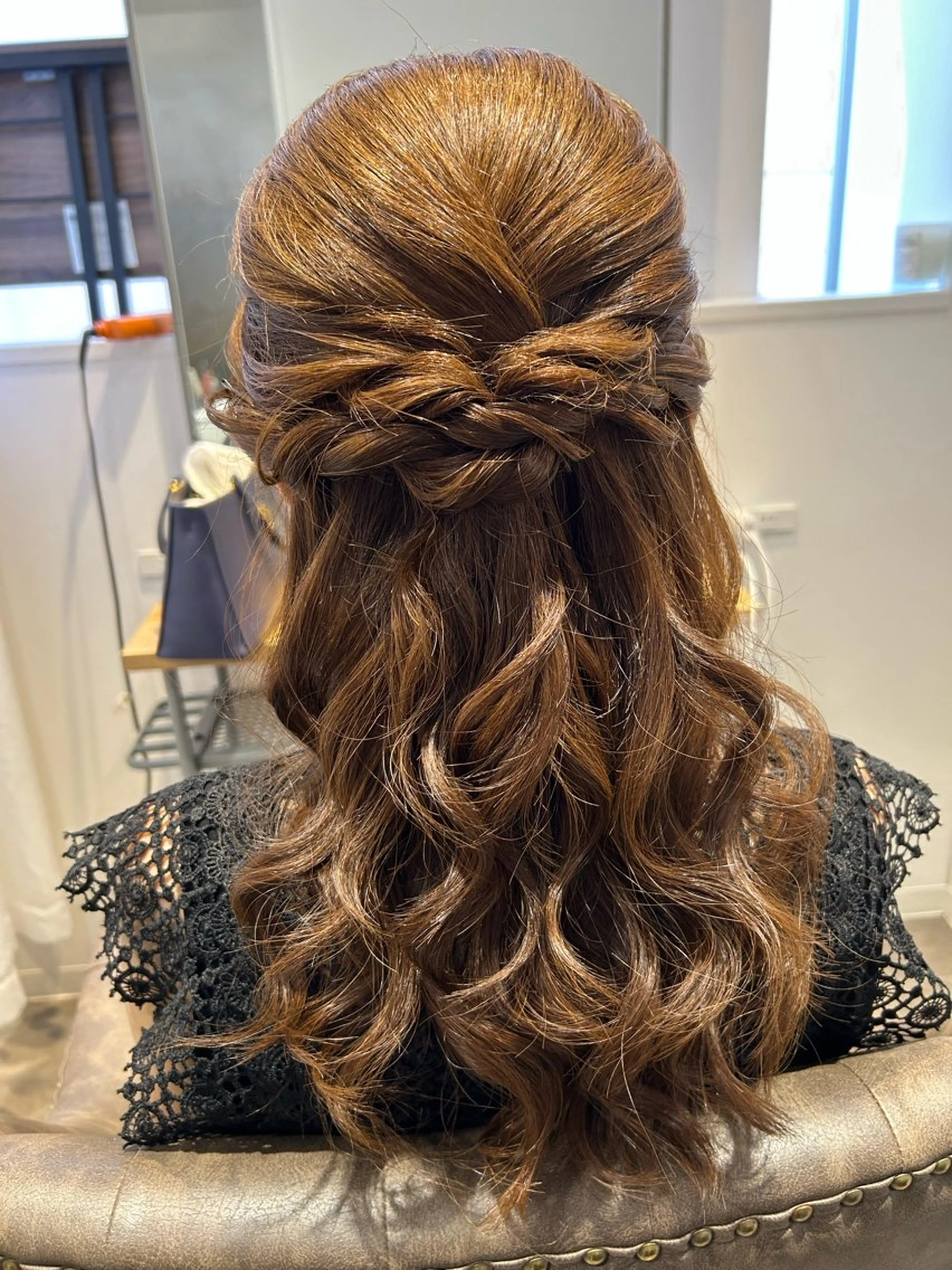 ヘアアレンジ ハーフアップ 若井 春実のヘアスタイル