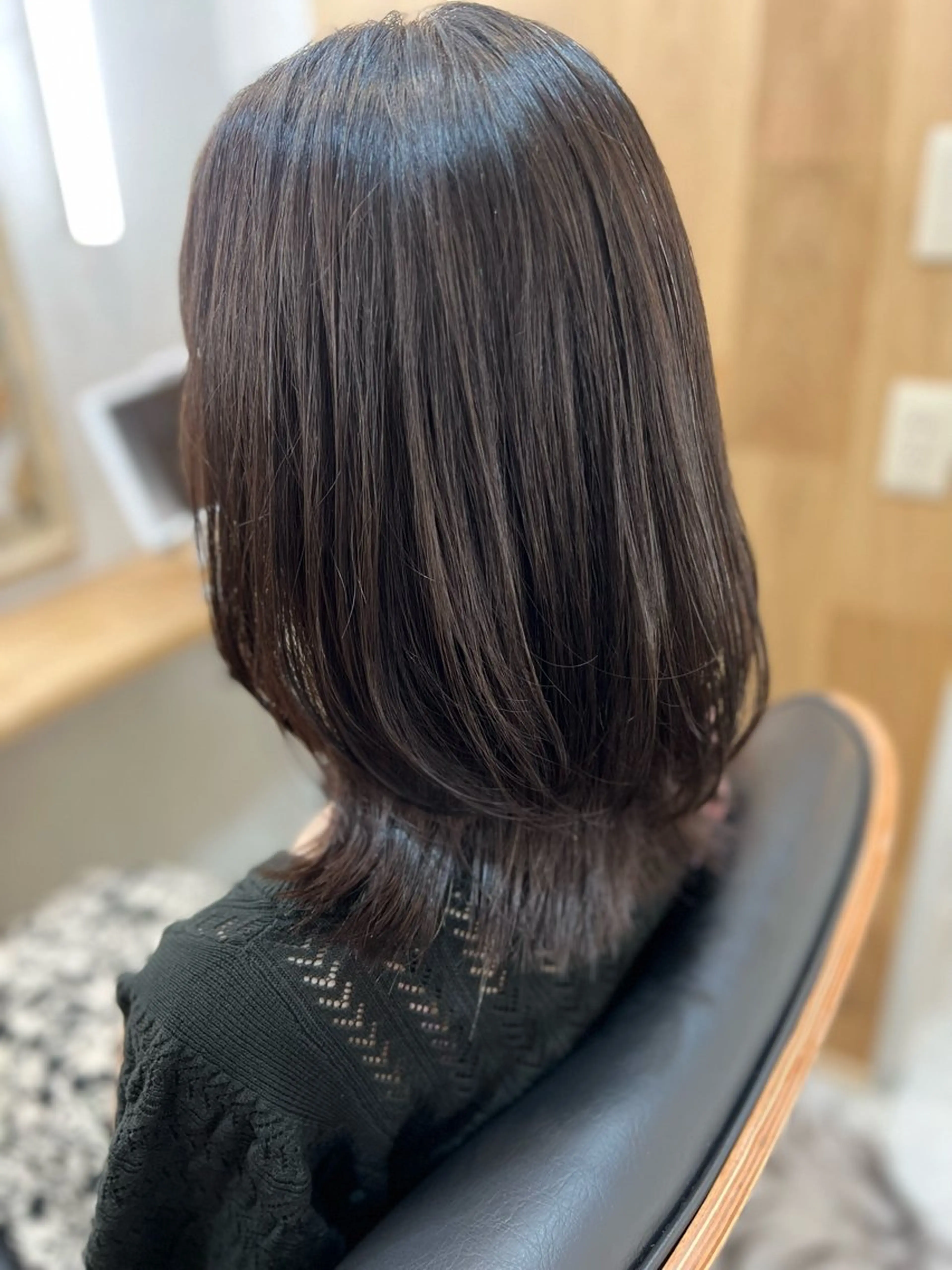 ミディアム ミディアムレイヤー レイヤーカット カット トリートメント 川村 昌広のヘアスタイル