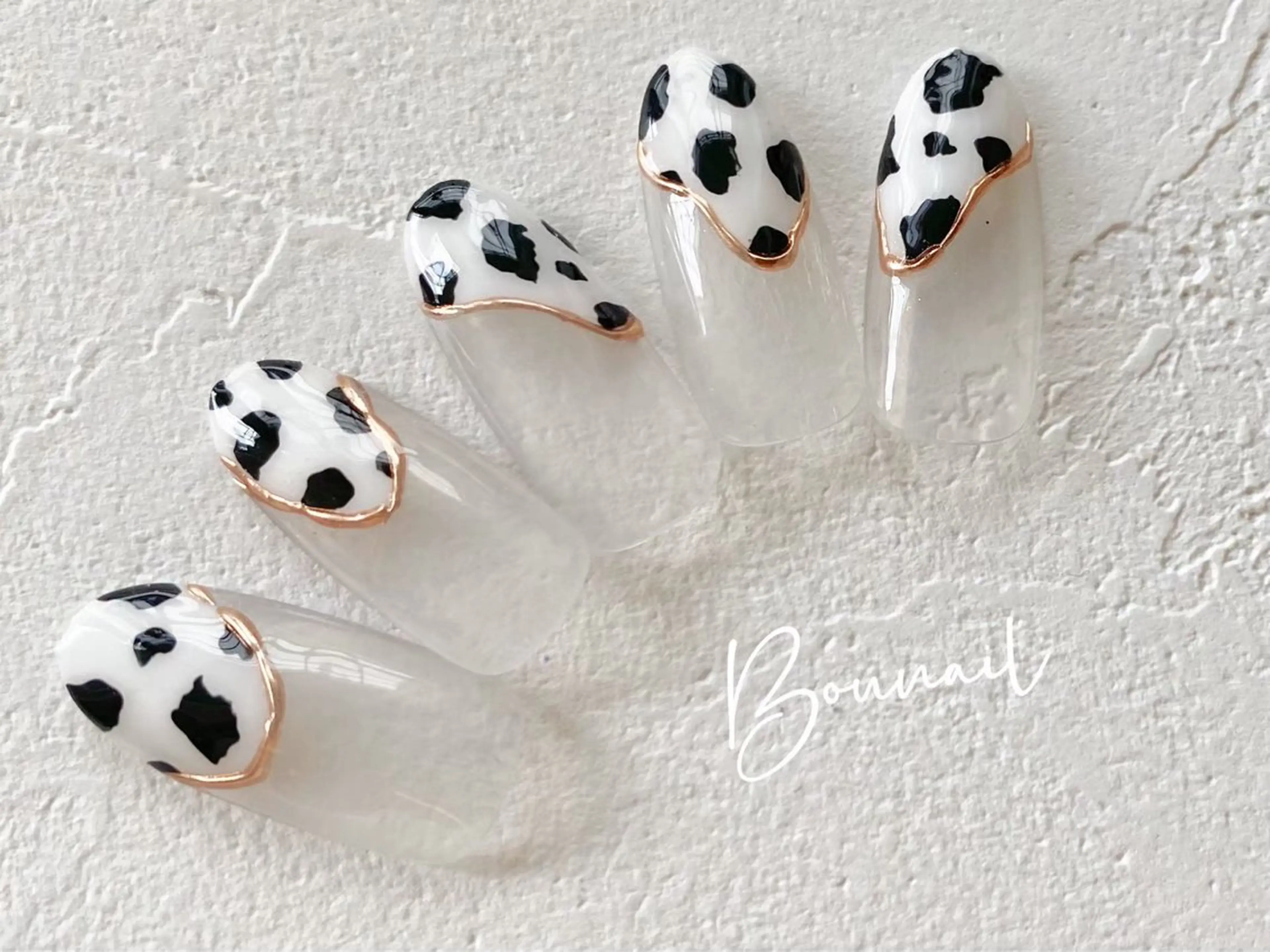 ミディアム ハンドネイル ネイル＆アイラッシュ ボネール Bounail 田町・三田店所属・Okochi 💅🏻✨のネイルデザイン