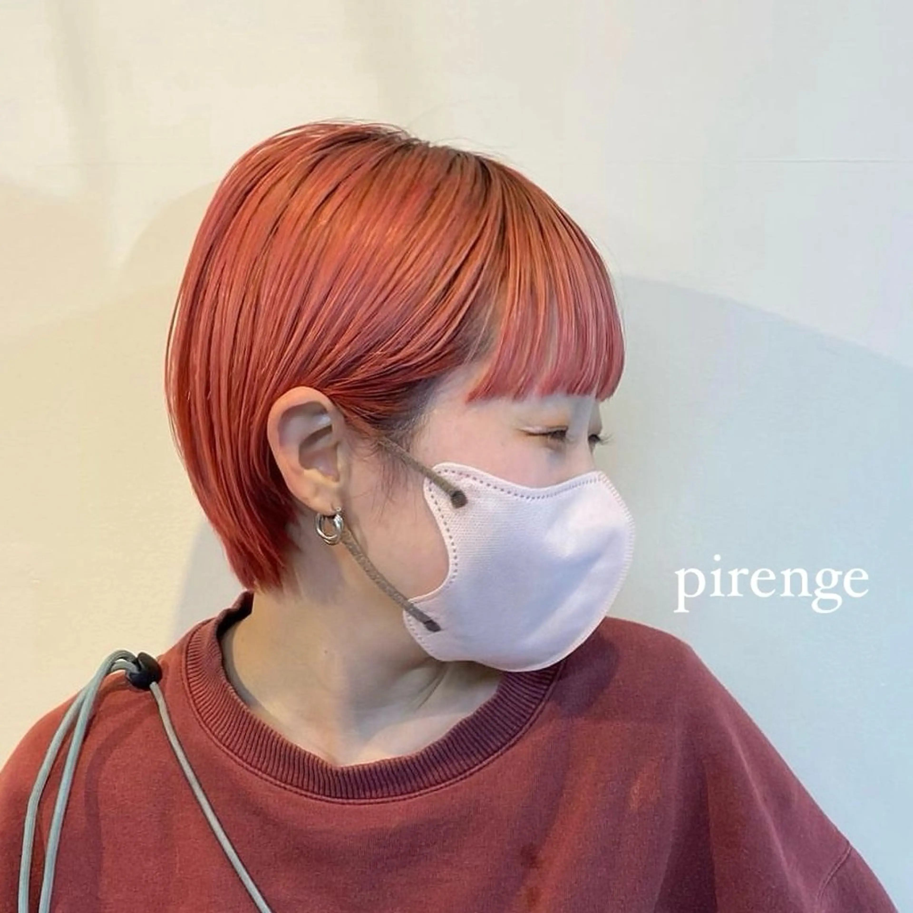 ショート カラー レイヤー/ボブ/透明 感カラー/佐藤奈由のヘアスタイル