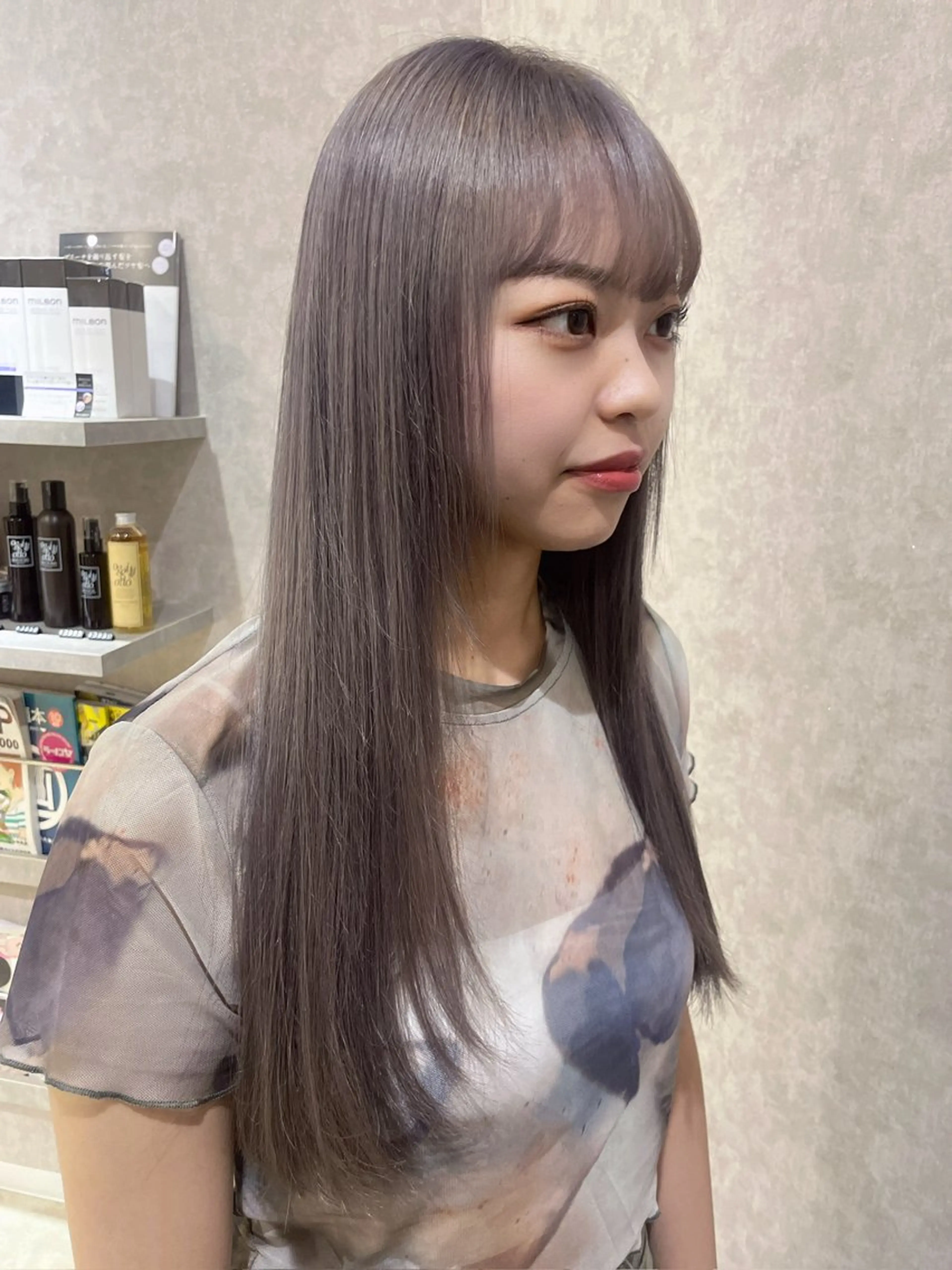 ロング カラー ヘアカラー Rina  のヘアスタイル