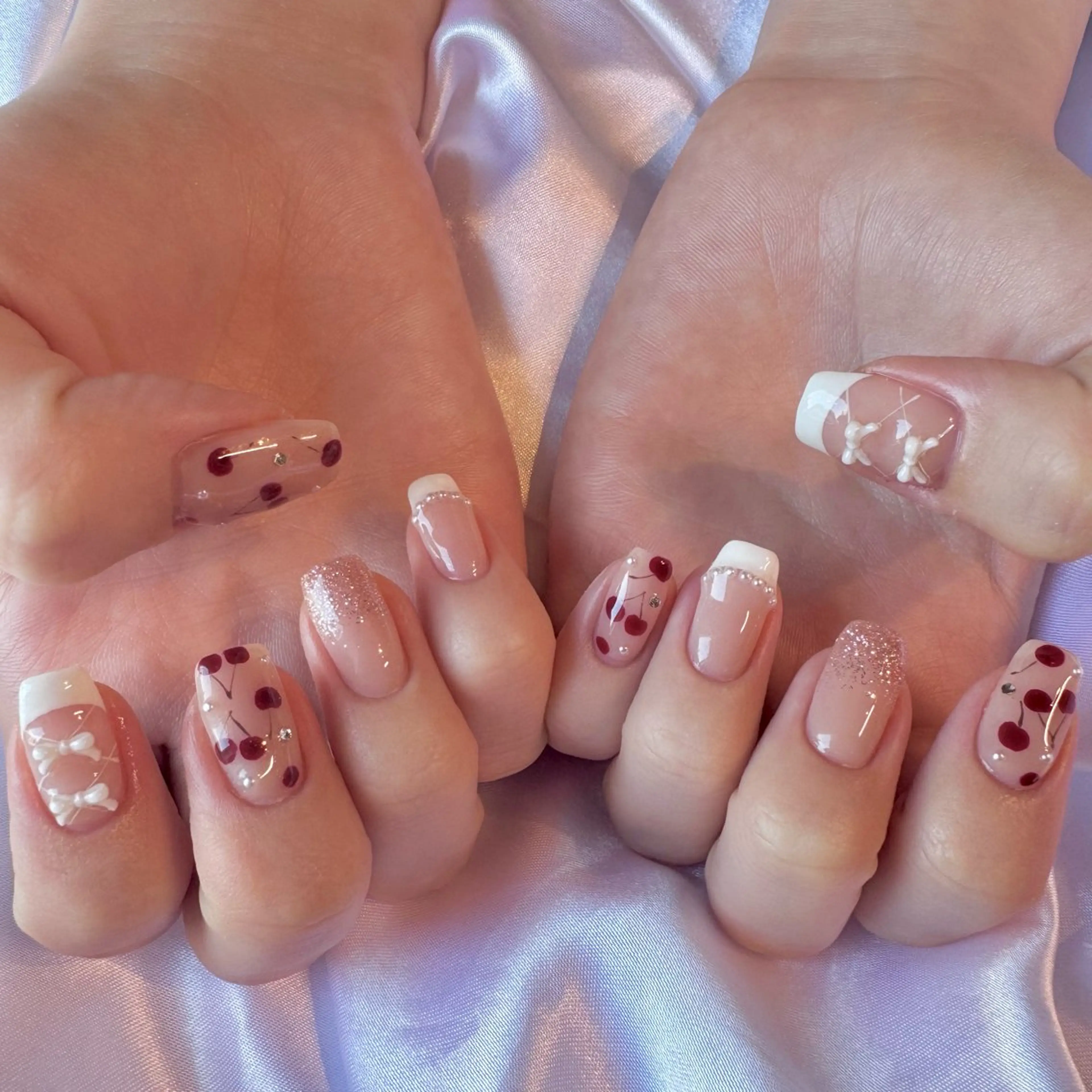ネイル ガーリー ハンドネイル nail salon e'mu💐のネイルデザイン