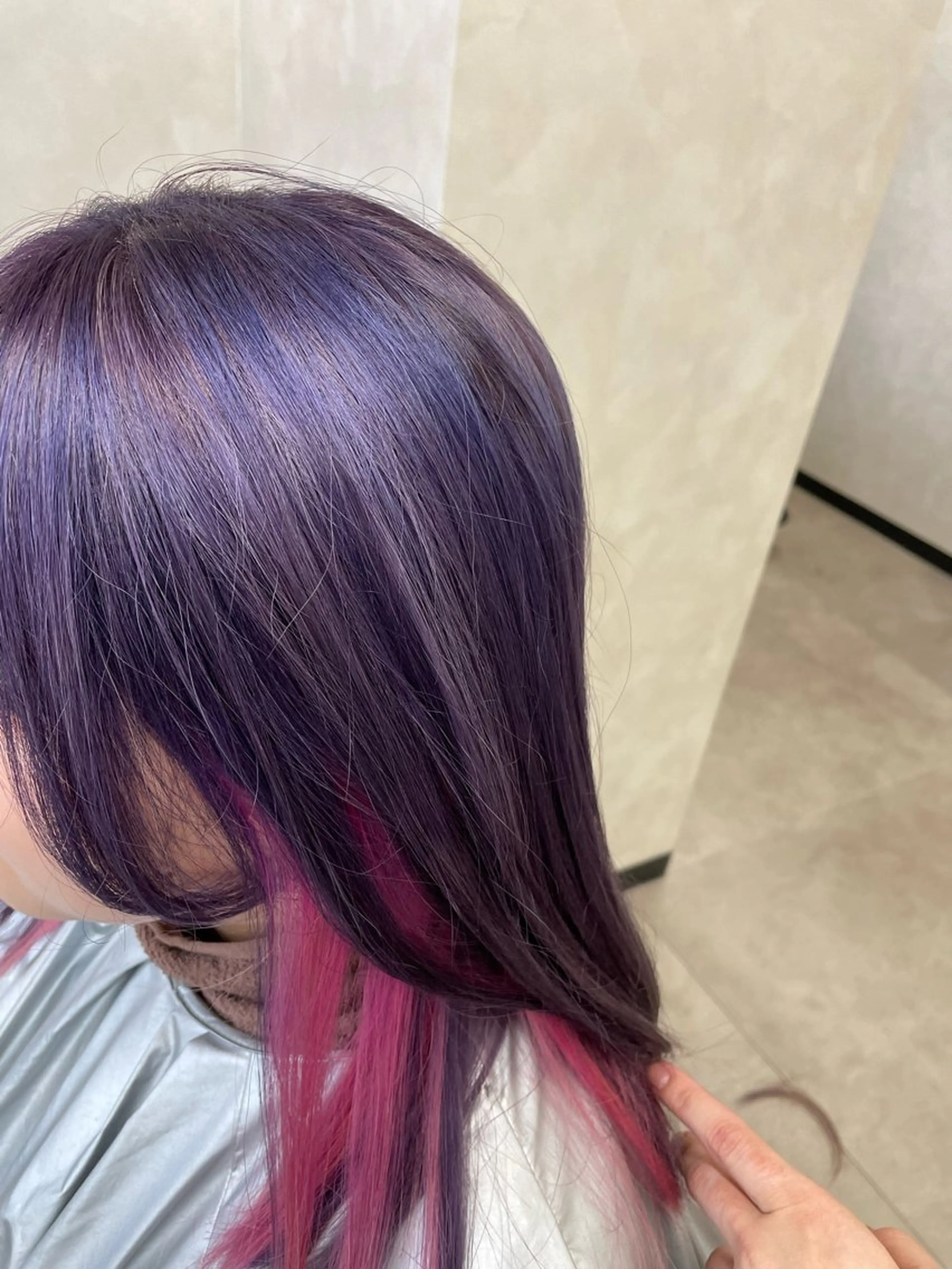 セミロング カラー ブリーチ 石川 晴那のヘアスタイル