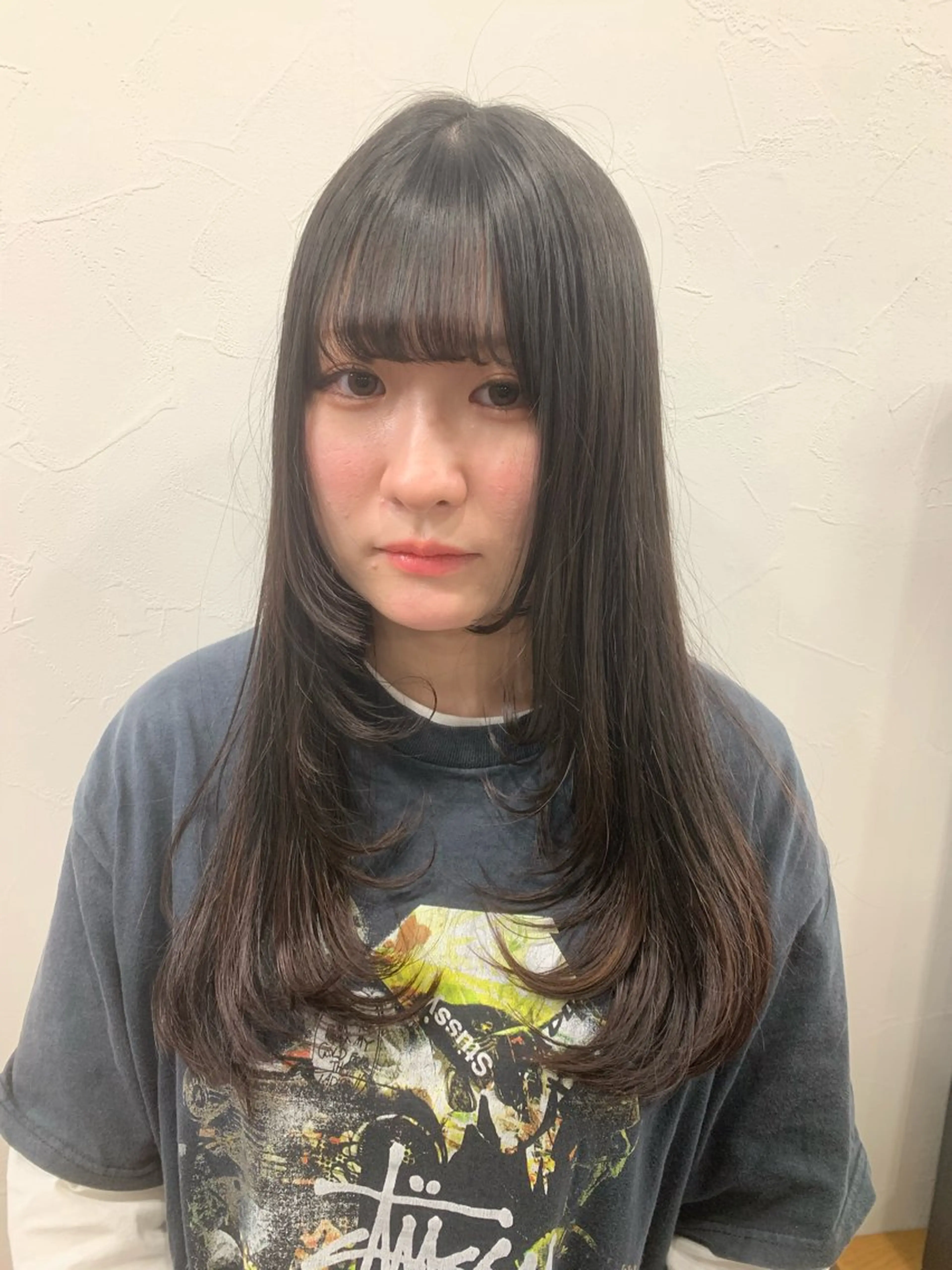 ロング レイヤーカット 深野 ちさとのヘアスタイル