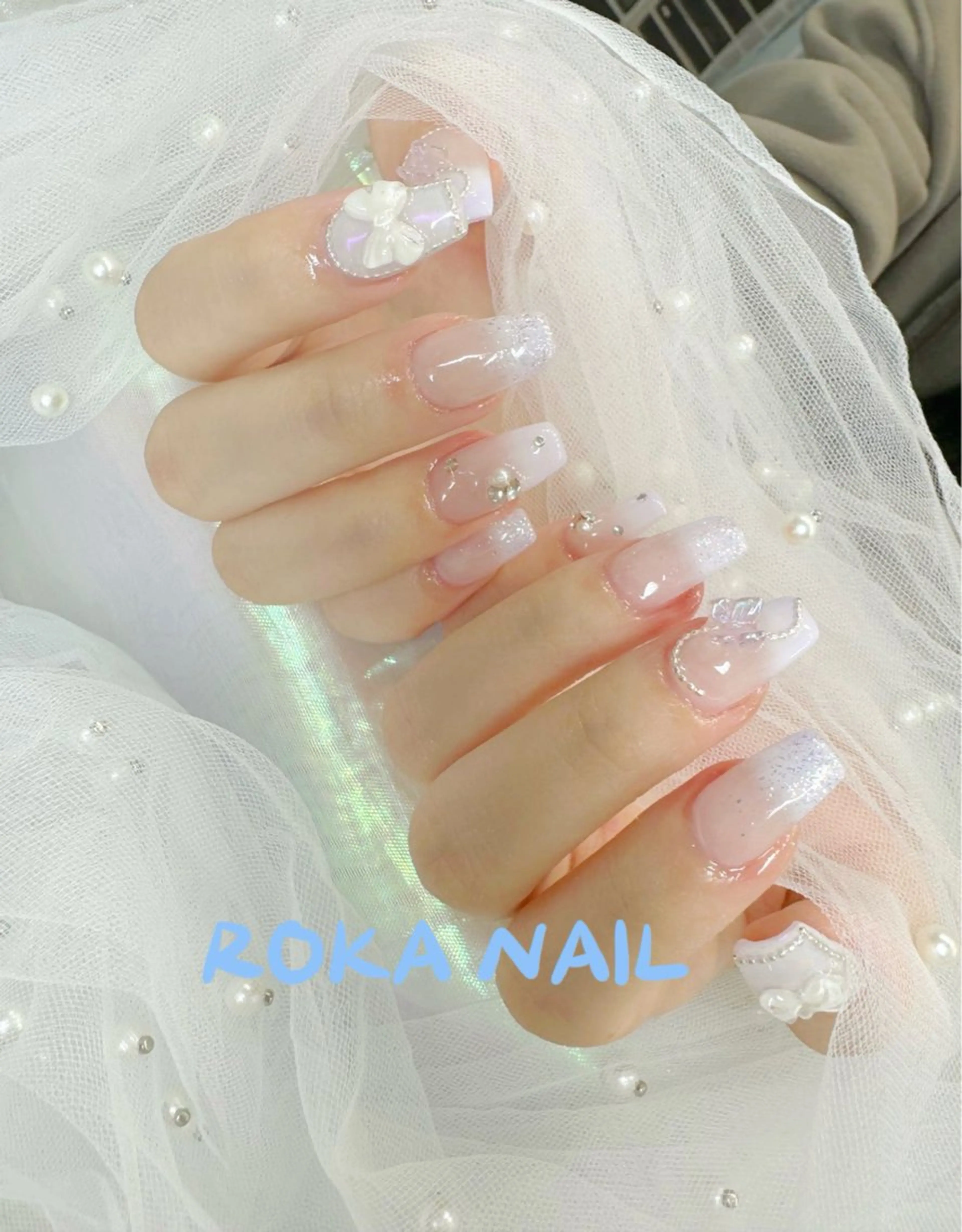 セミロング ハンドネイル 小方 サトミのネイルデザイン