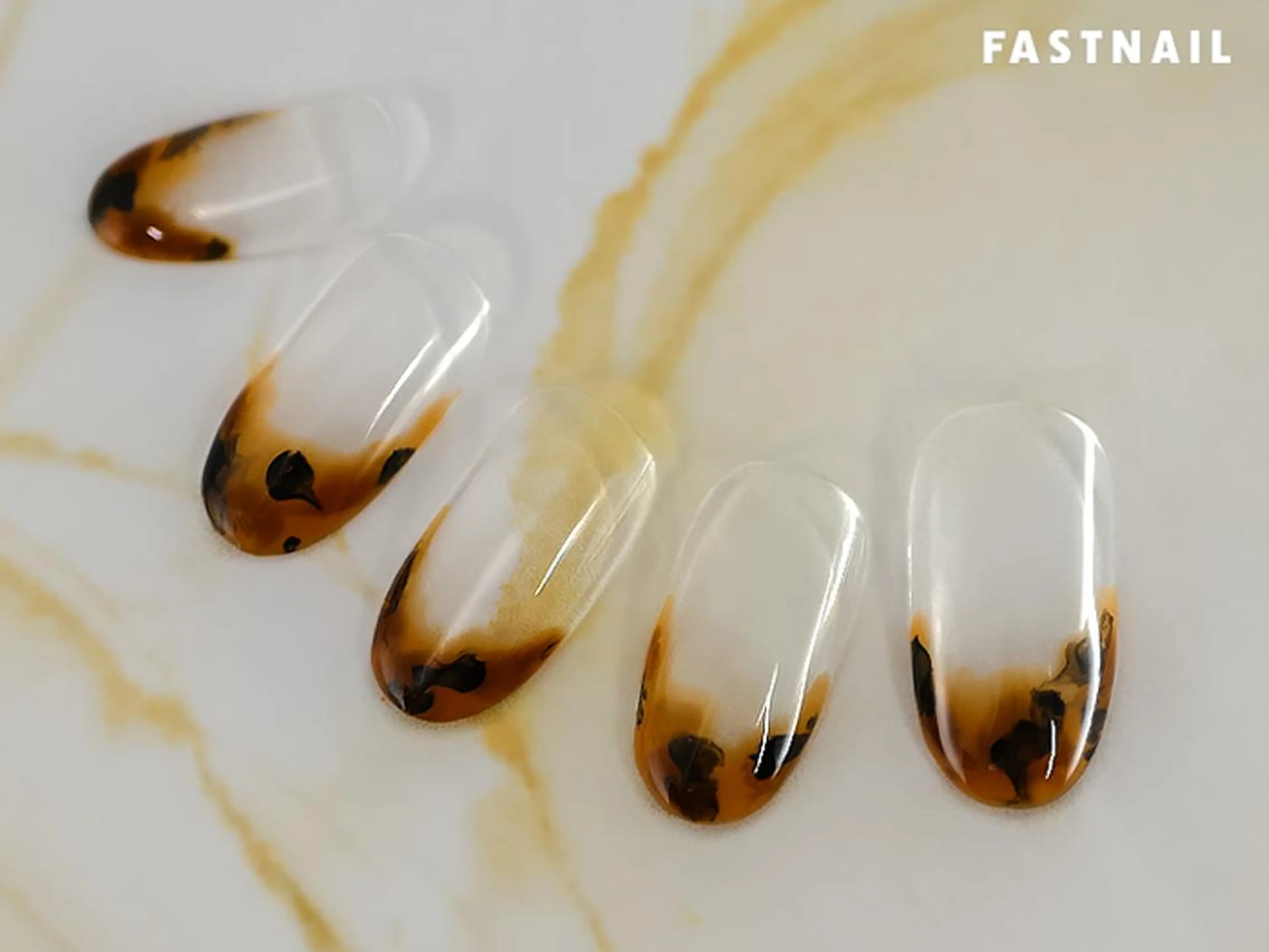 ネイル フレンチネイル ファストネイル　ロコ 志免のネイルデザイン