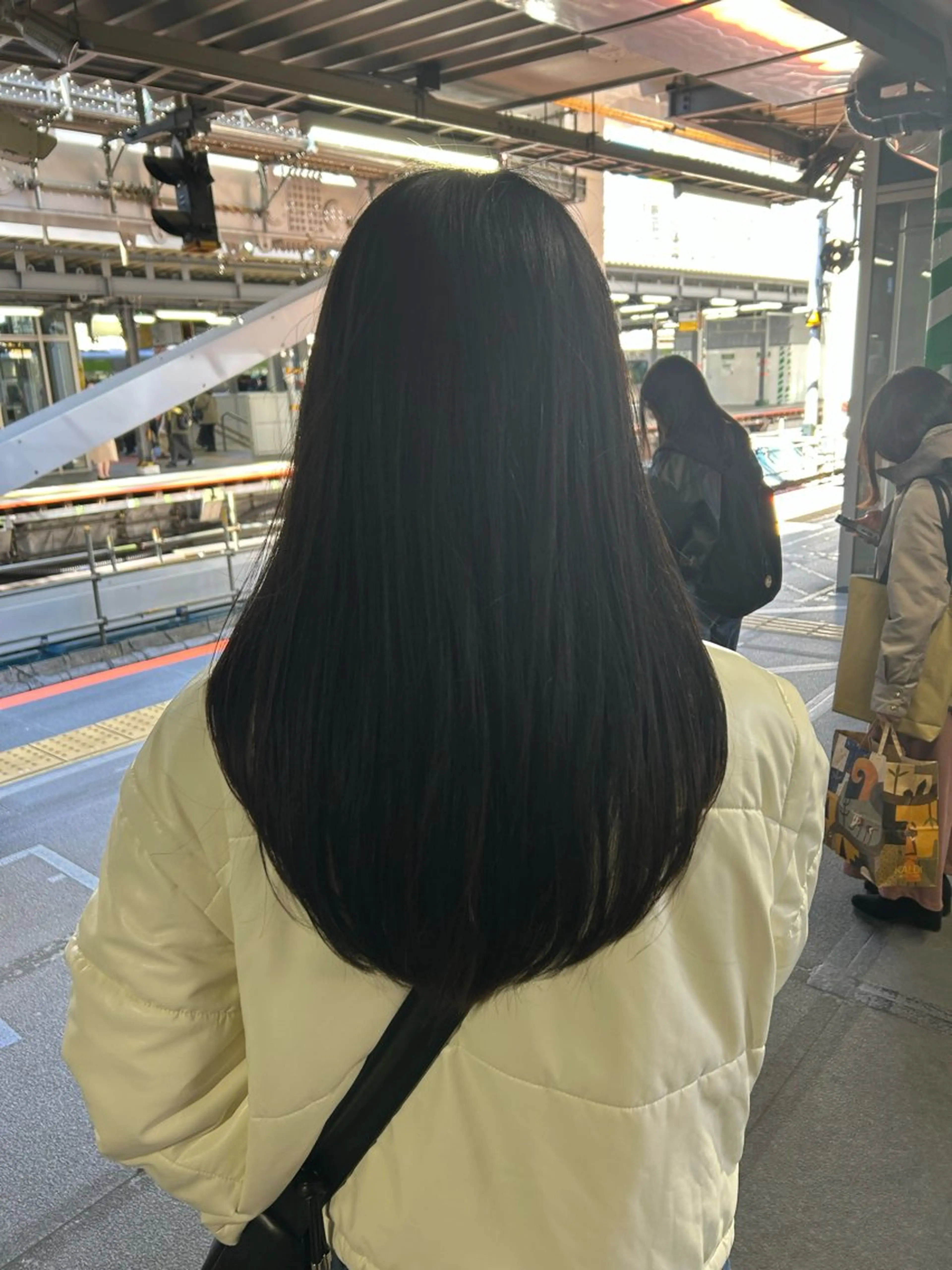 ロング unsarto所属・レイヤー💫パーマ 🌙 nanacoのヘアスタイル