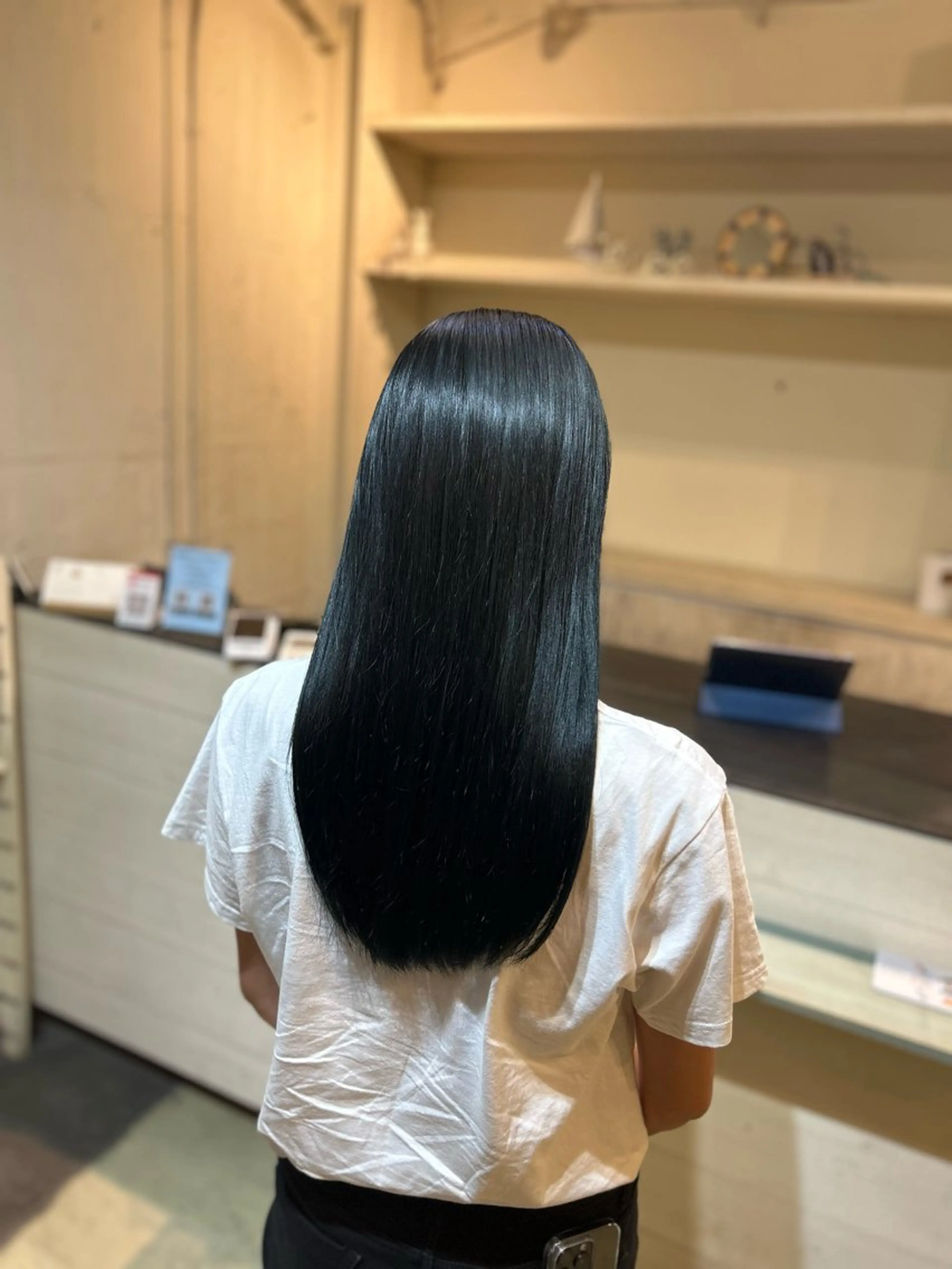 カラー 黒髪 ブルーカラー ブルーブラック 🪴 Rimi🪴のヘアスタイル