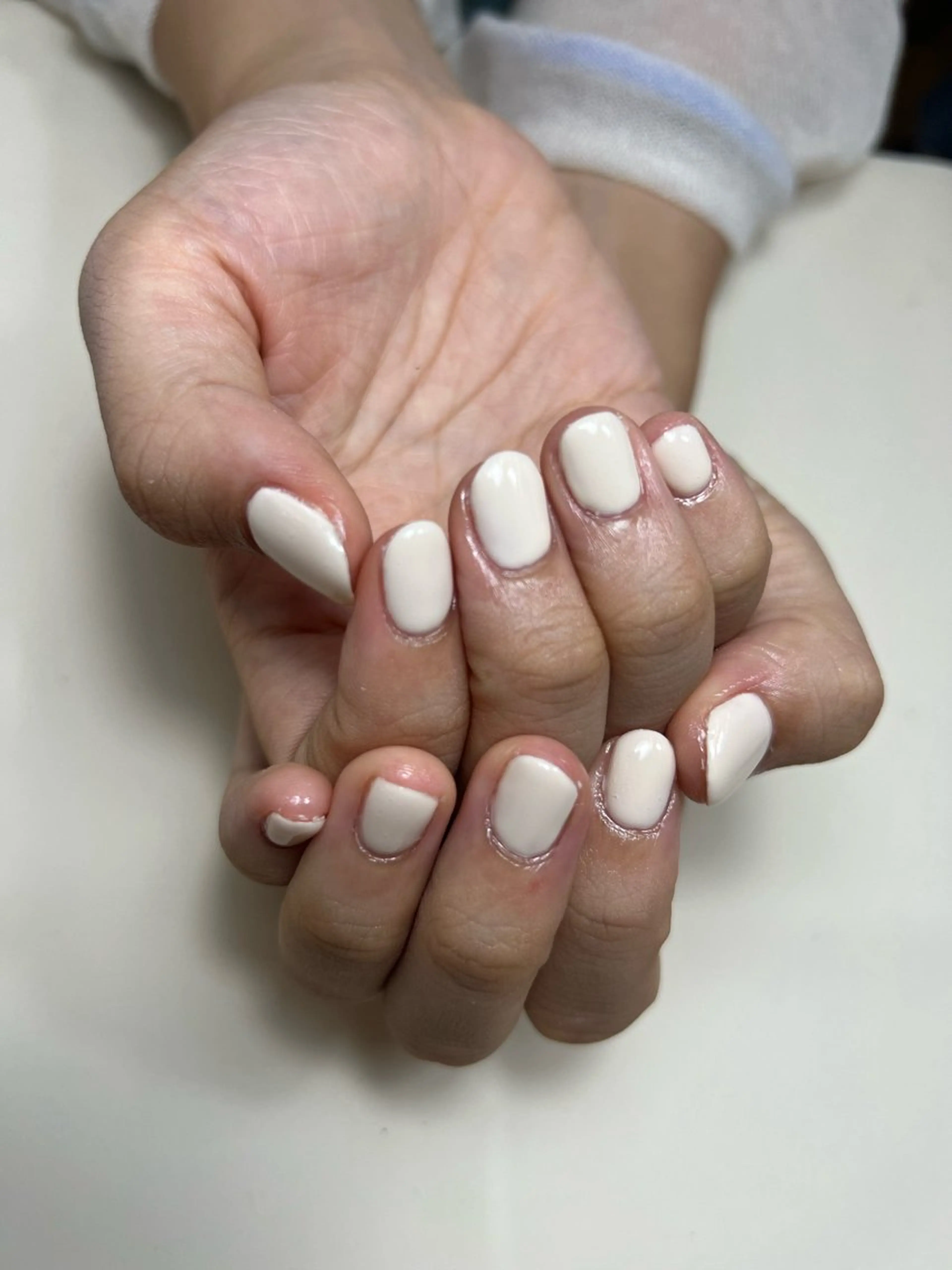 ネイル ワンカラーネイル 🌴kawamura Yukako🪼🩵のネイルデザイン