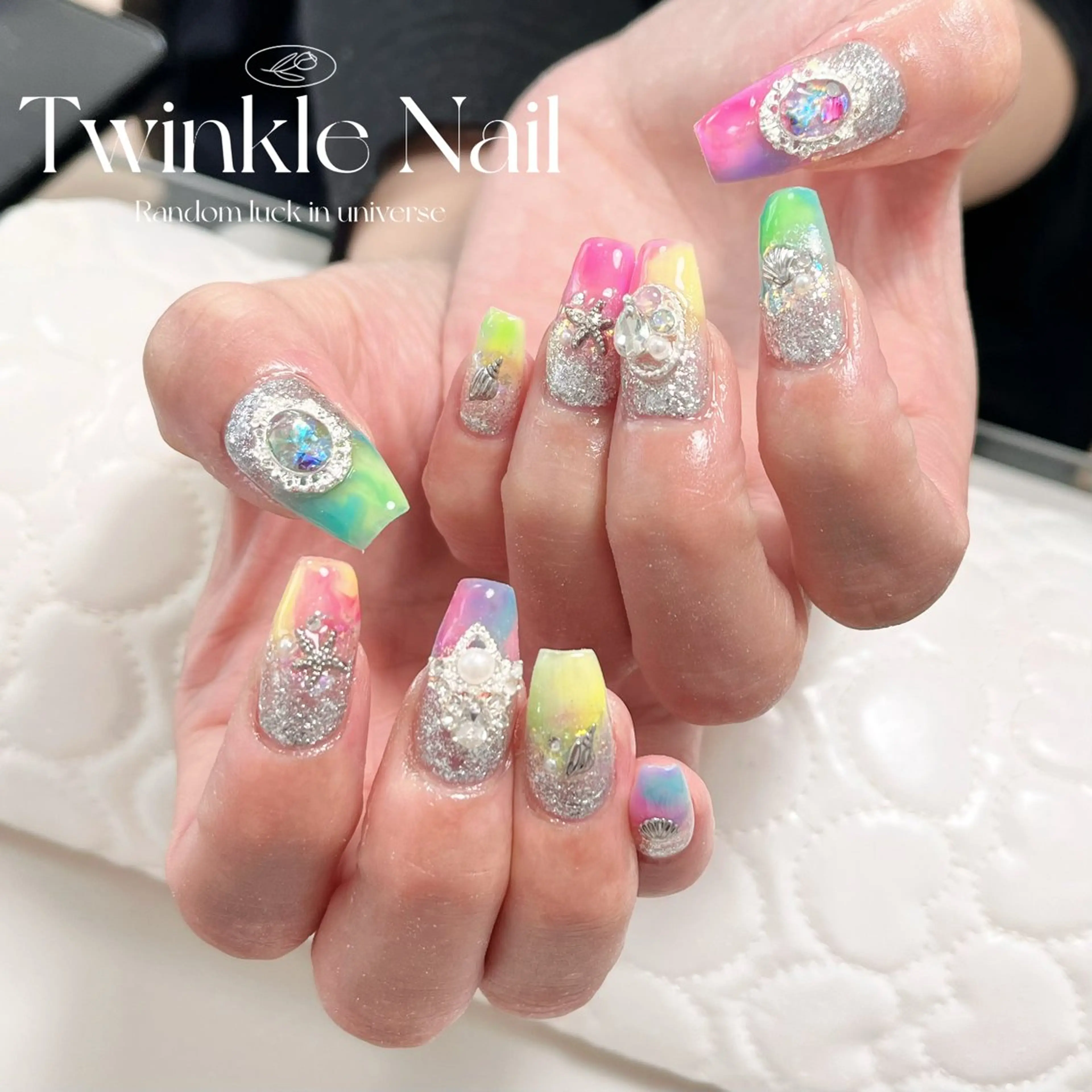 ネイル フラッシュネイル 夏ネイル Twinkle Nail Kuboのネイルデザイン