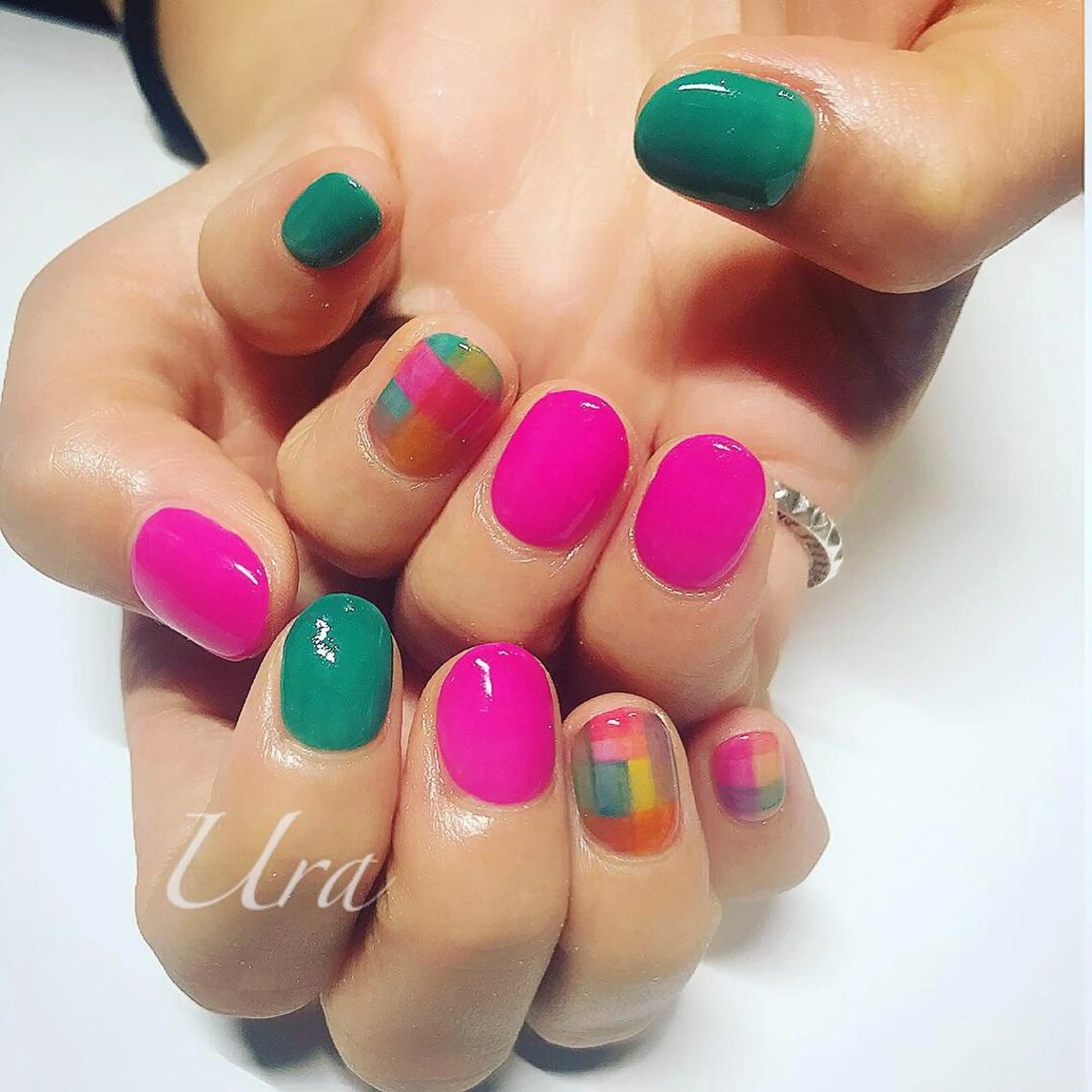 ネイル UrakoNail 《nail》のネイルデザイン