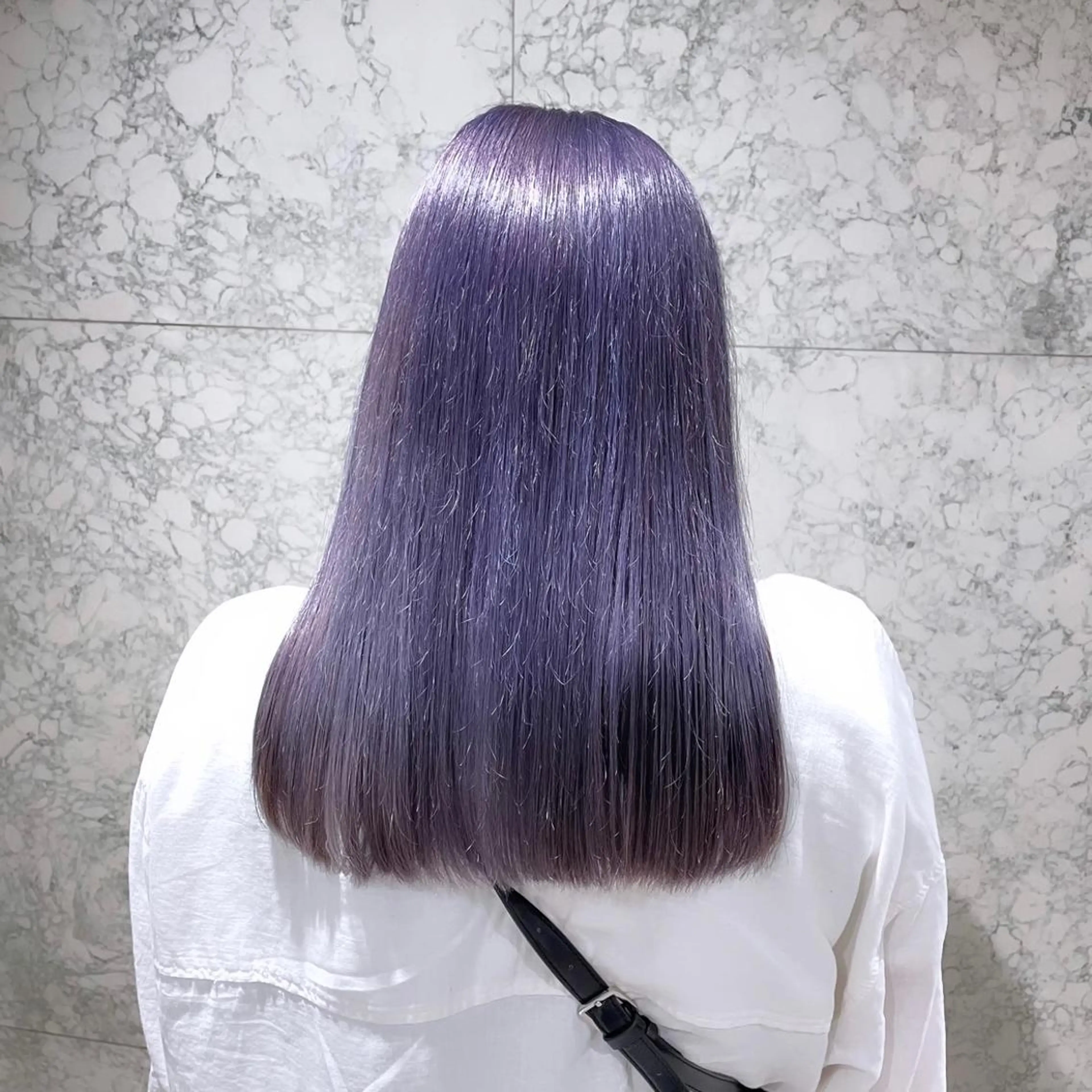 セミロング カラー パーマ ヘアアレンジ メンズ キッズ ネイル マツエク・マツパ メンズバレイヤージュ メンズブリーチ メンズハイライト メンズハイトーン メンズインナーカラー ヘアカラー トリートメント 髪質改善🇰🇷 レイヤーカット/梅田のヘアスタイル