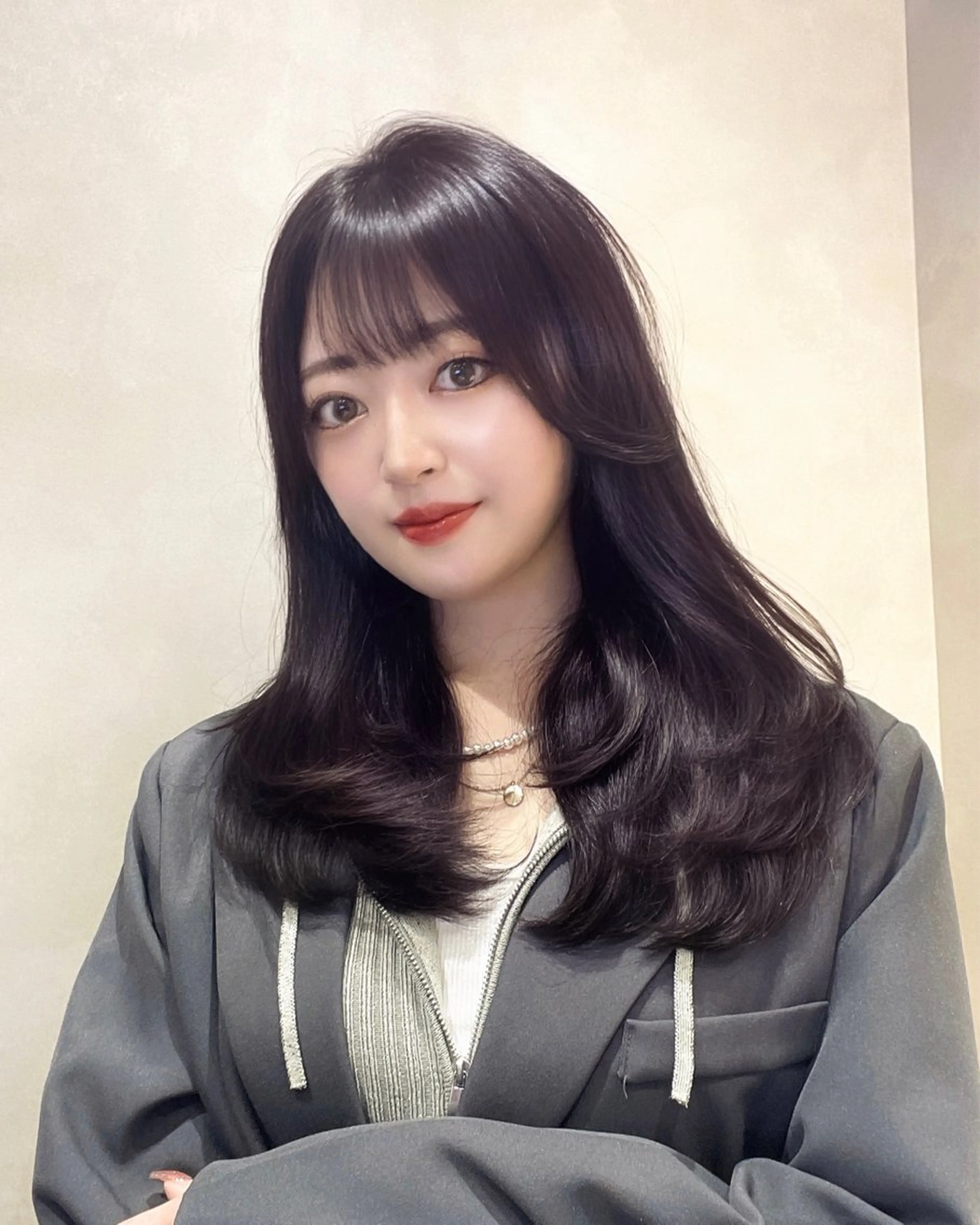 ロング カラー グレージュ ラベンダーカラー ラベンダーグレージュ ラベンダーグレー 韓国風ヘア MIRAC所属・Ryoichi⛓️ 韓国ヘア/ハイトーンのヘアスタイル