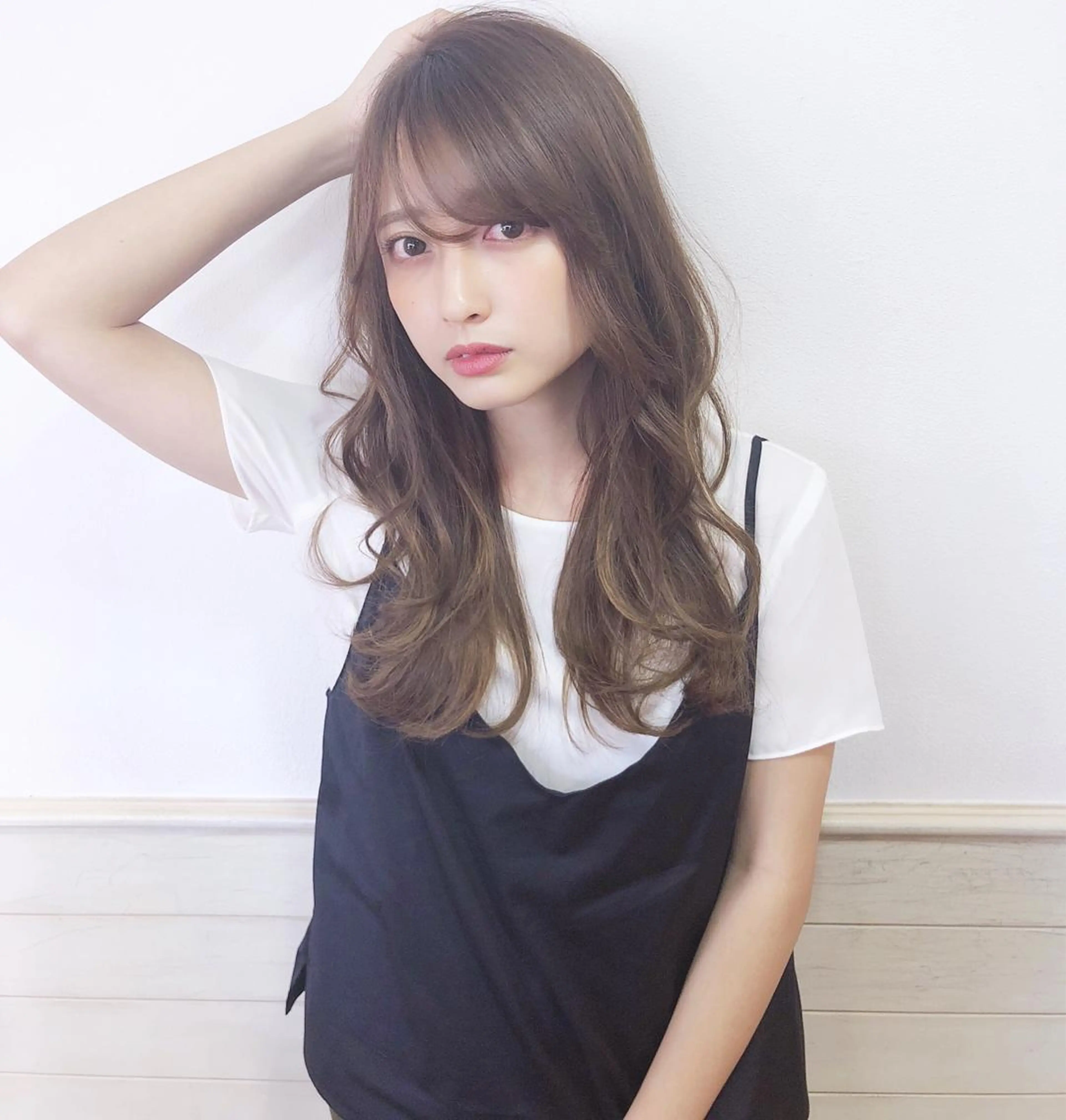 セミロング 髪質改善くすみカラー 🍀/石川大輔のヘアスタイル