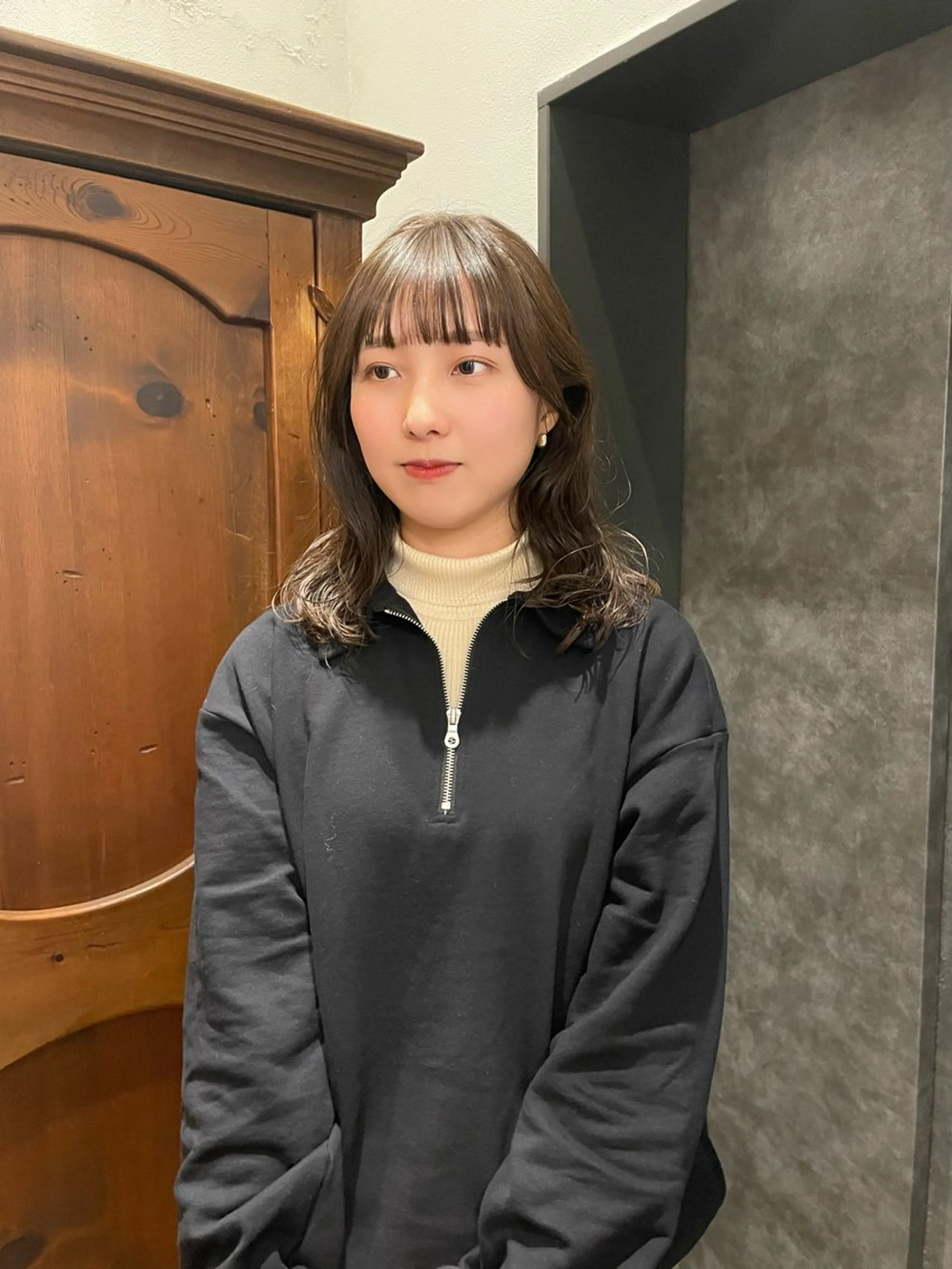 ミディアム カラー パーマ ミディアムパーマ グレージュ ニュアンスパーマ tete nico所属・似合わせ/ヘアカラー nanami🌸のヘアスタイル