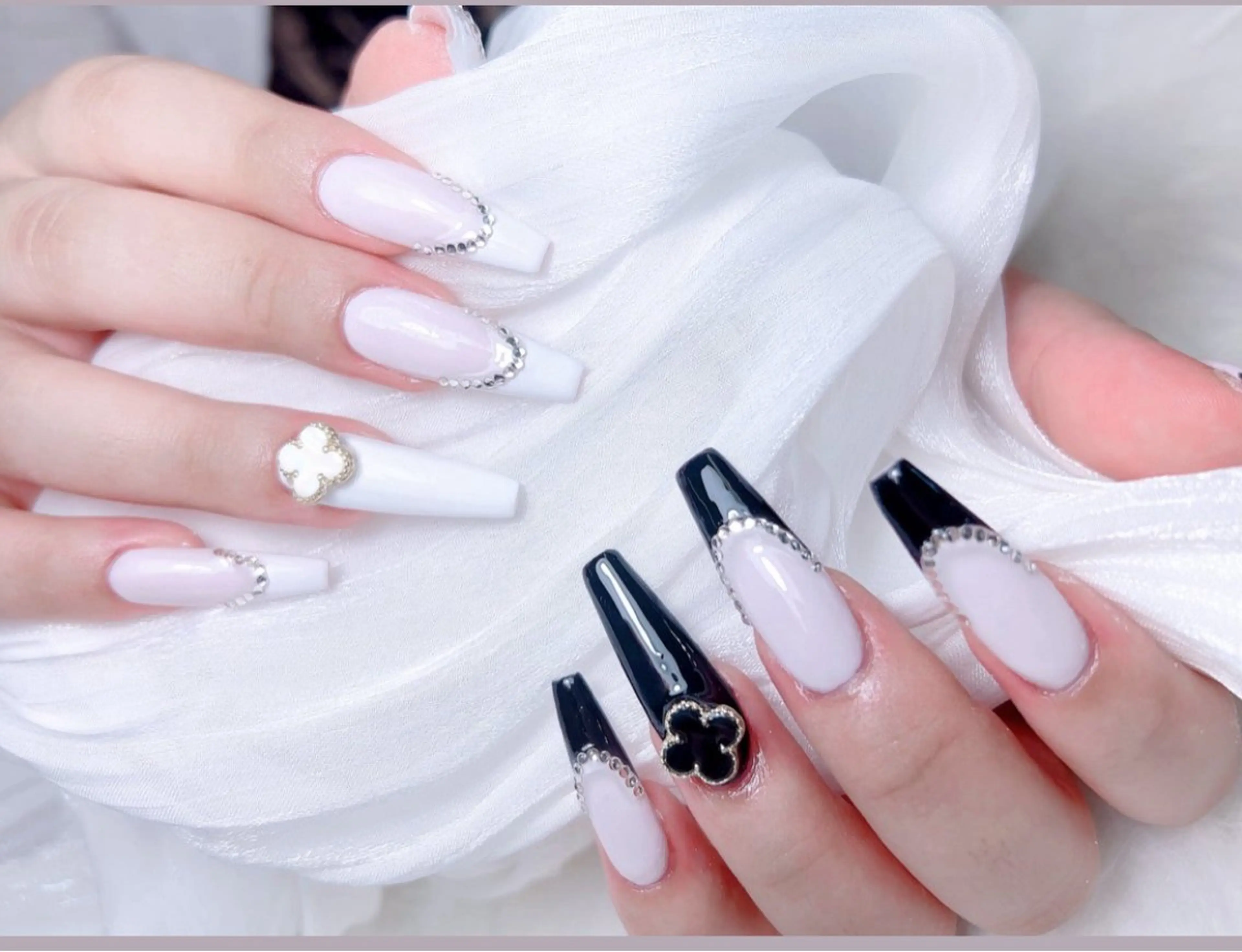 セミロング Ayumi nails川崎店のネイルデザイン