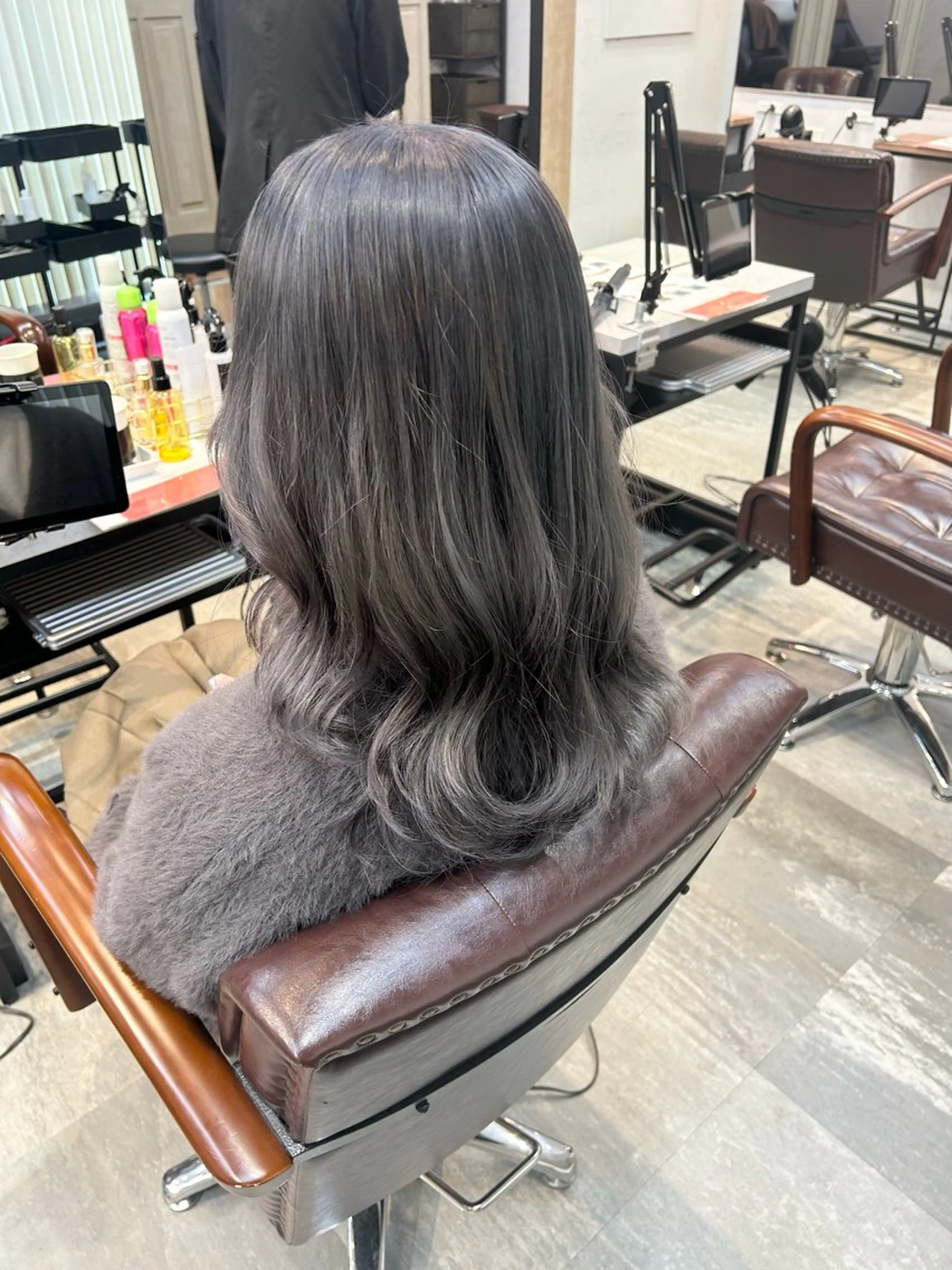 カラー カット ヘアカラー トリートメント 愛されハイトーン 🍓YURINAのヘアスタイル