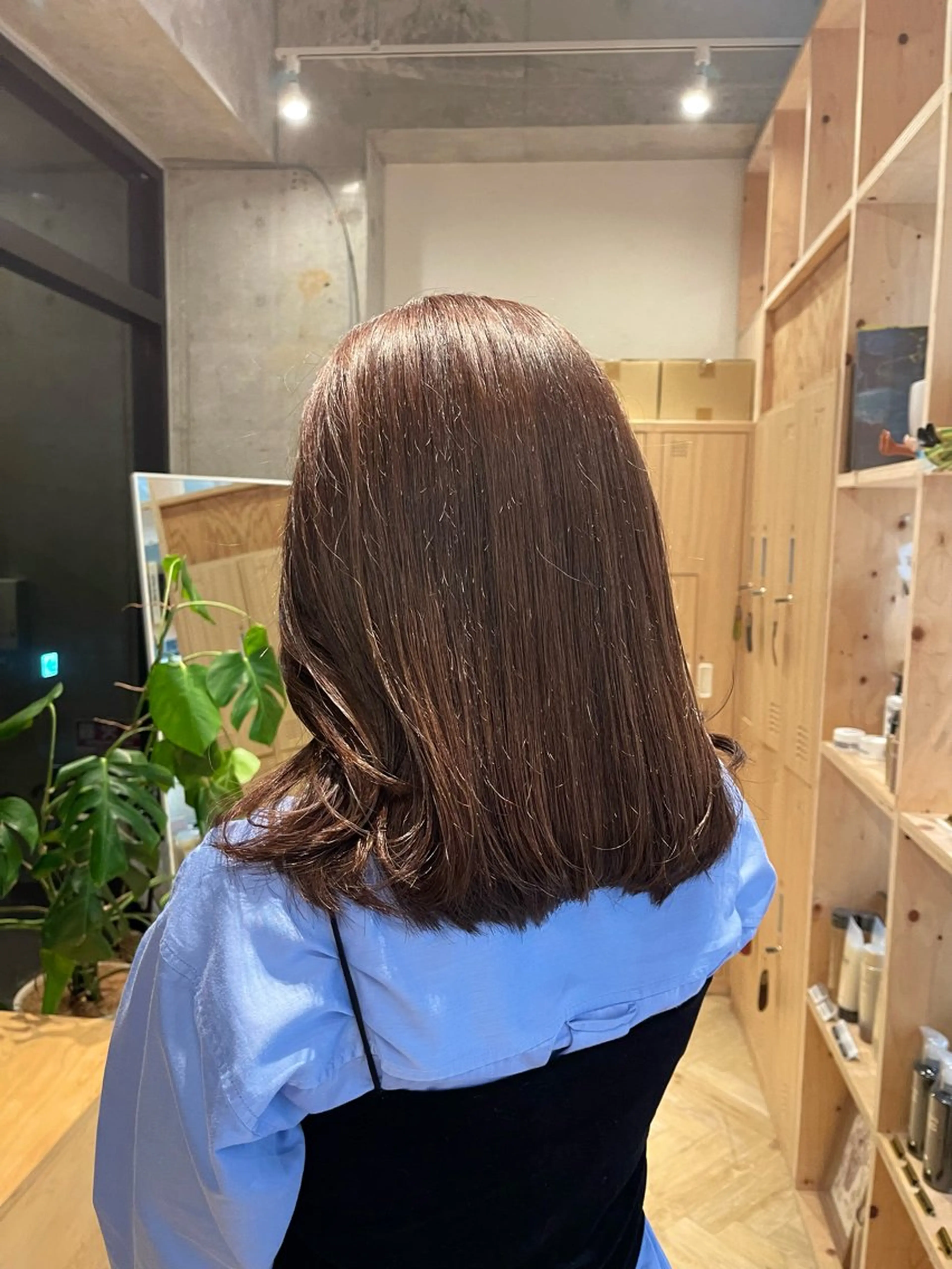 ミディアム カラー 愛莉/ラベンダー/ ベージュ/ブラウンのヘアスタイル