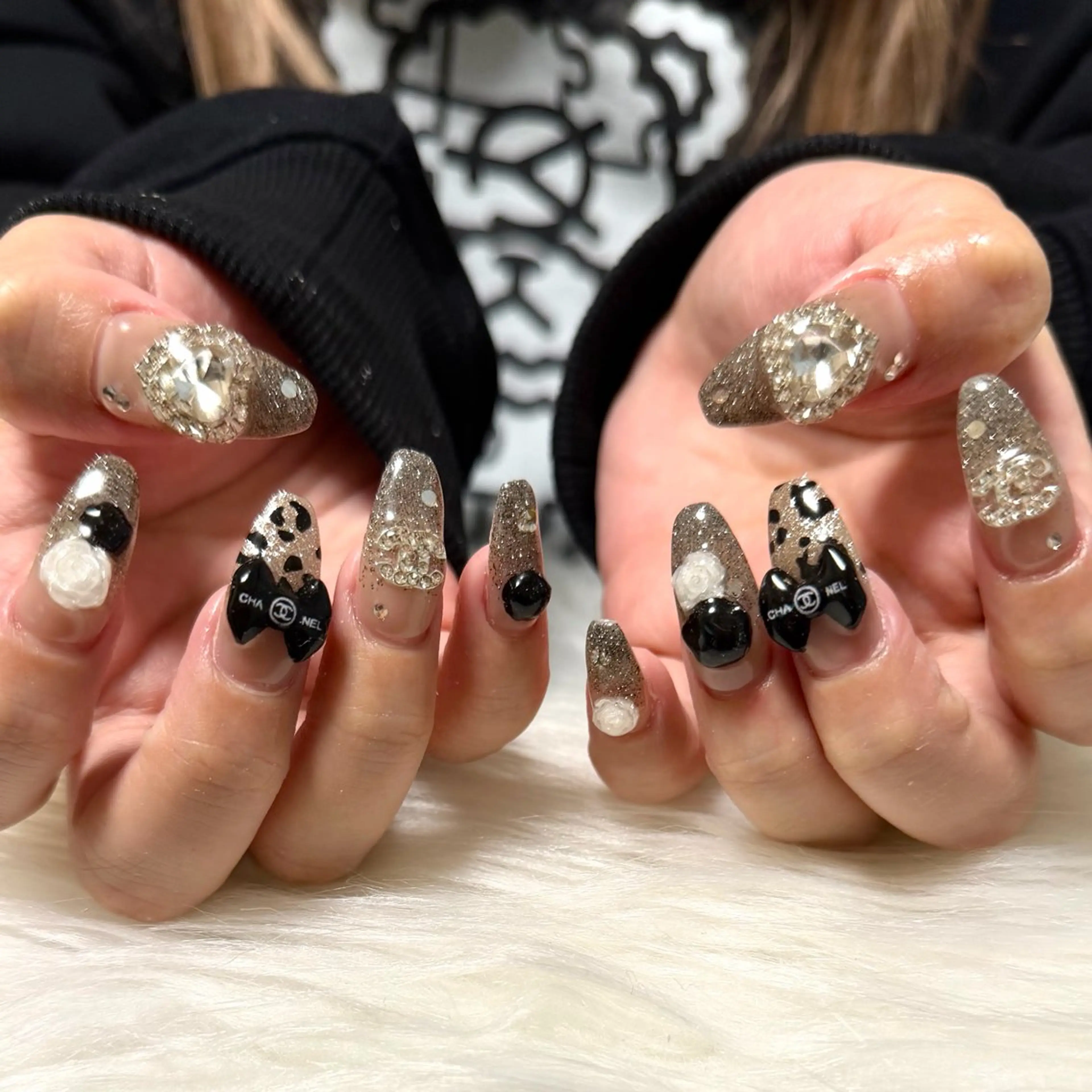 ネイル フラッシュネイル グラデーション ラメ(グリッター) アスピーネイル所属・アスピーネイル asukaのネイルデザイン