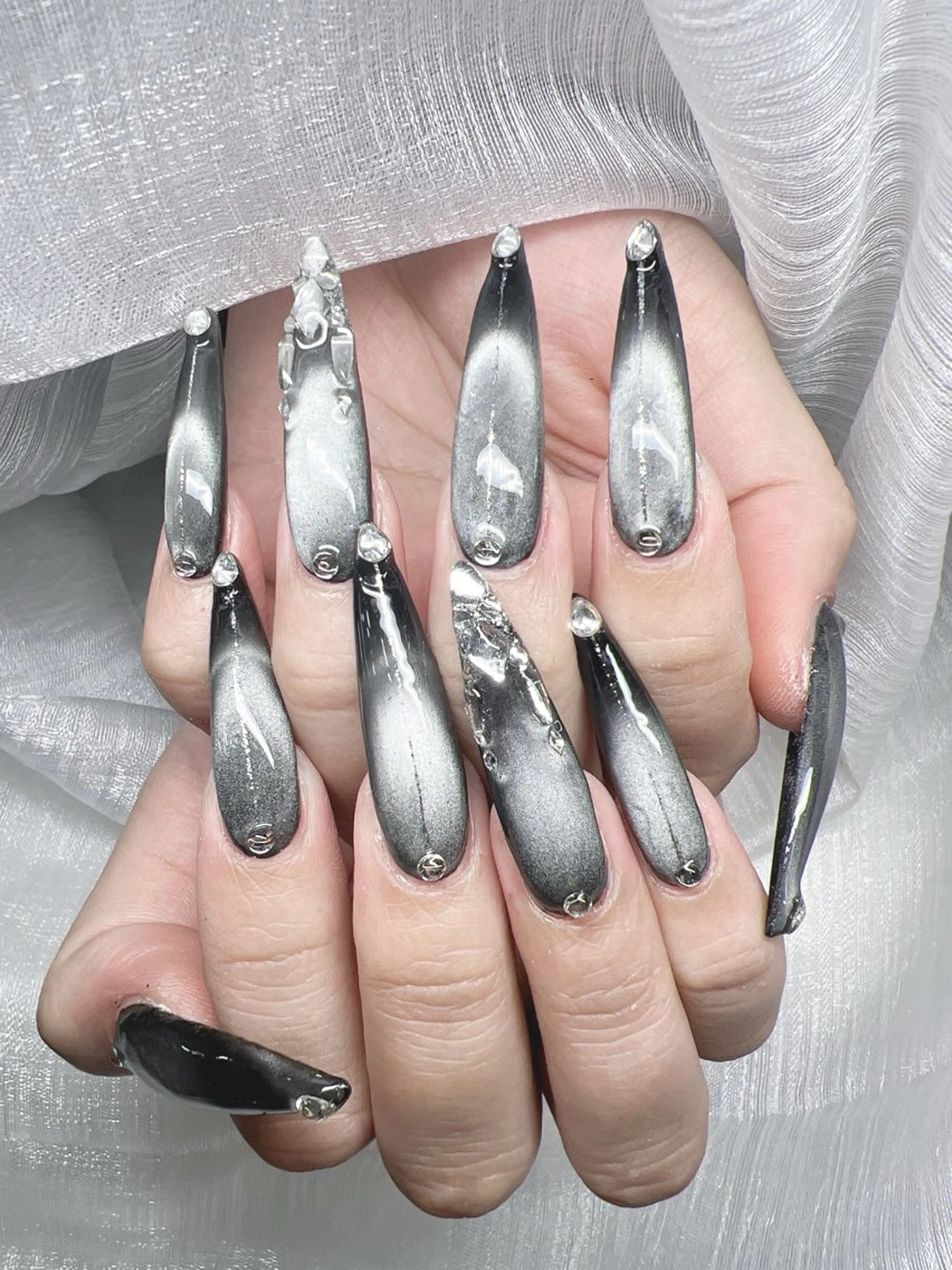 ネイル ハンドネイル Lee Nails チップ長さだし専門店のネイルデザイン