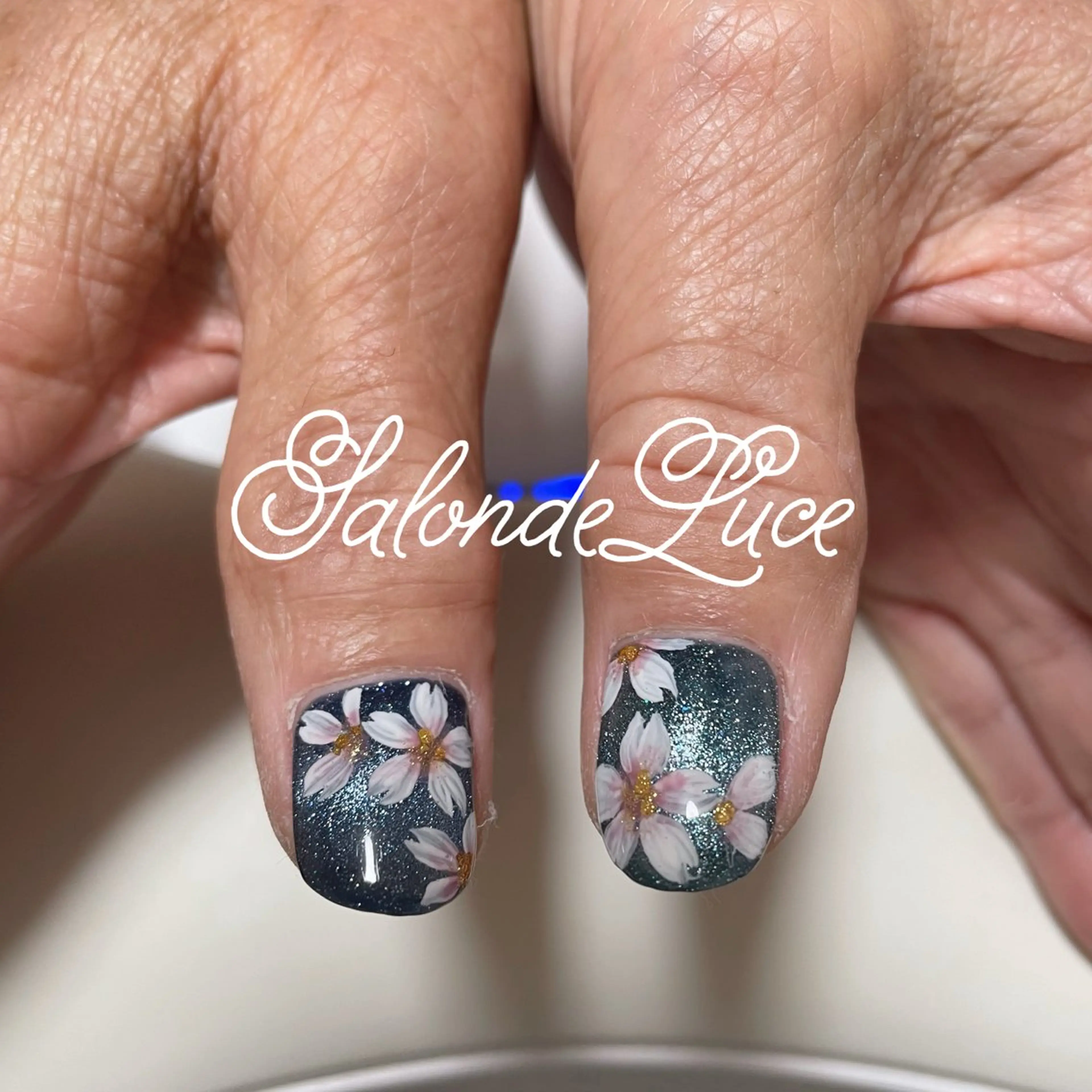 ネイル マグネットネイル Salon de Luceのネイルデザイン