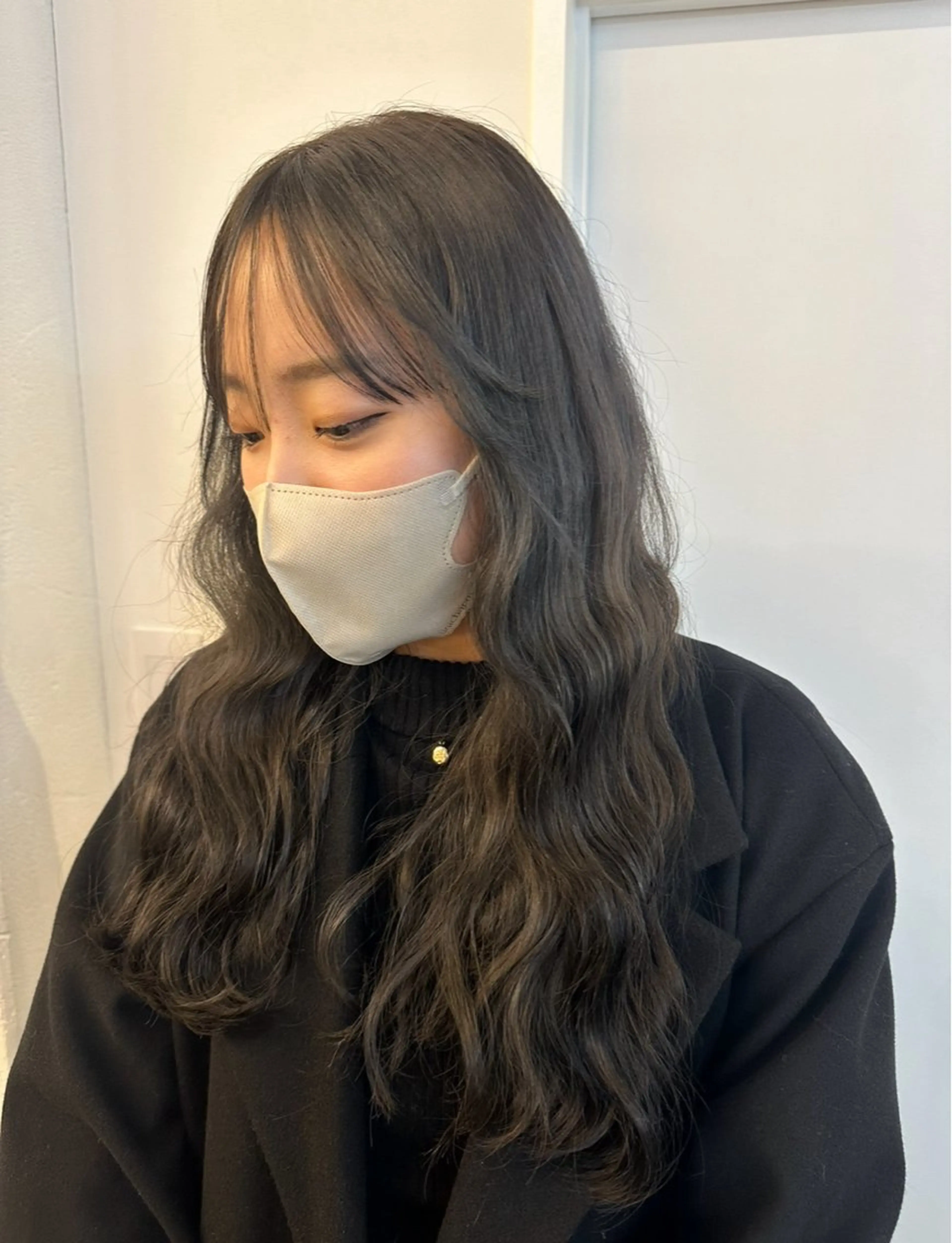 ロング オノ アイラのヘアスタイル