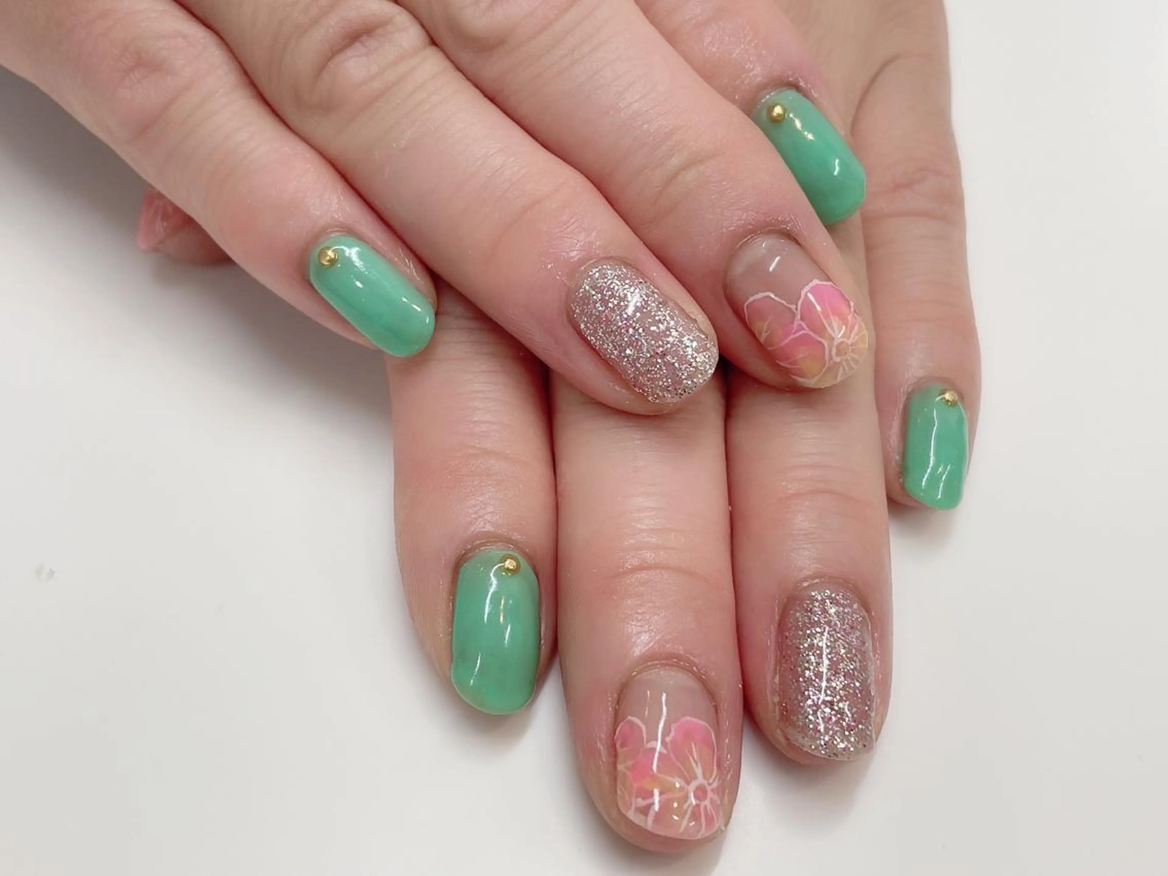 ネイル ハンドネイル 髙橋 敦子のネイルデザイン